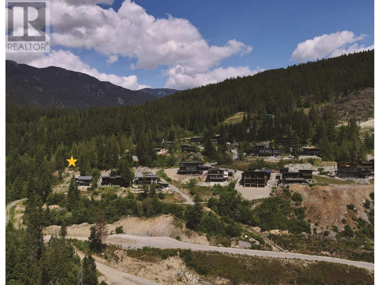 7505 Pebble Creek Drive, Pemberton, British Columbia  V0N 2L3 - Photo 3 - R3013226