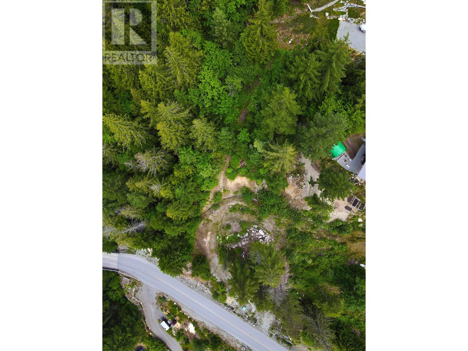 7505 Pebble Creek Drive, Pemberton, British Columbia  V0N 2L3 - Photo 4 - R3013226