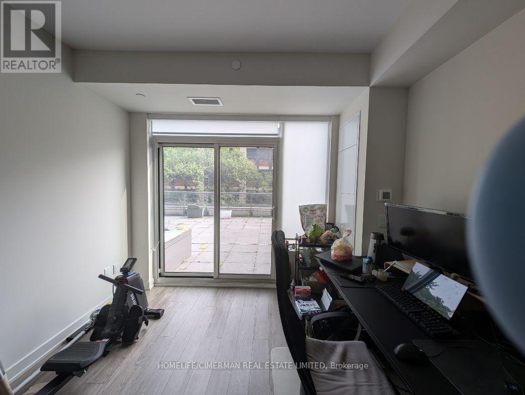 312 - 212 King William Street, Hamilton, Ontario  L8R 3P2 - Photo 2 - X12208090