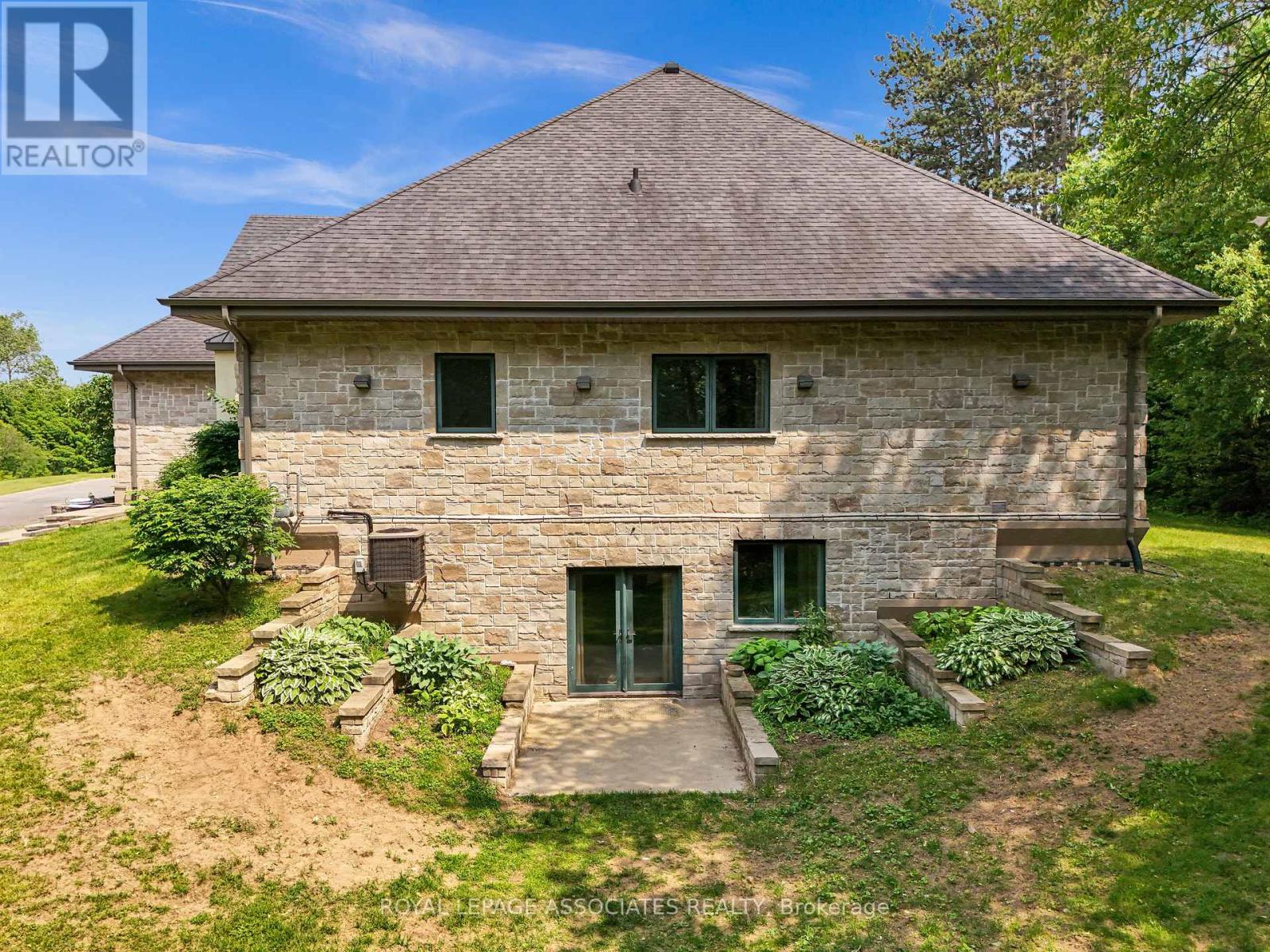 21 Old Mill Road, Brant, Ontario  N0J 1V0 - Photo 50 - X12208112