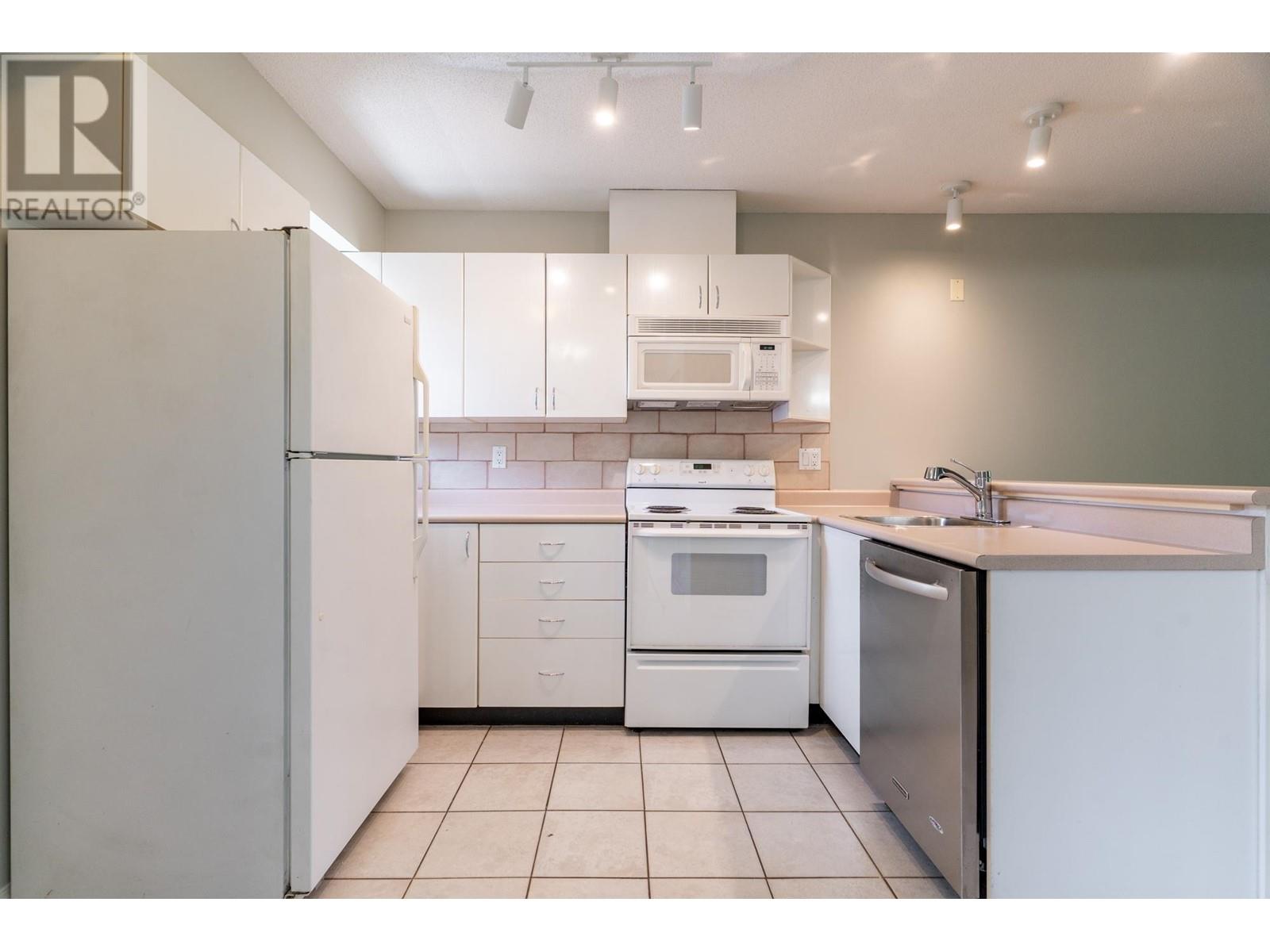 404 528 Rochester Avenue, Coquitlam, British Columbia  V3K 2T9 - Photo 4 - R3013109