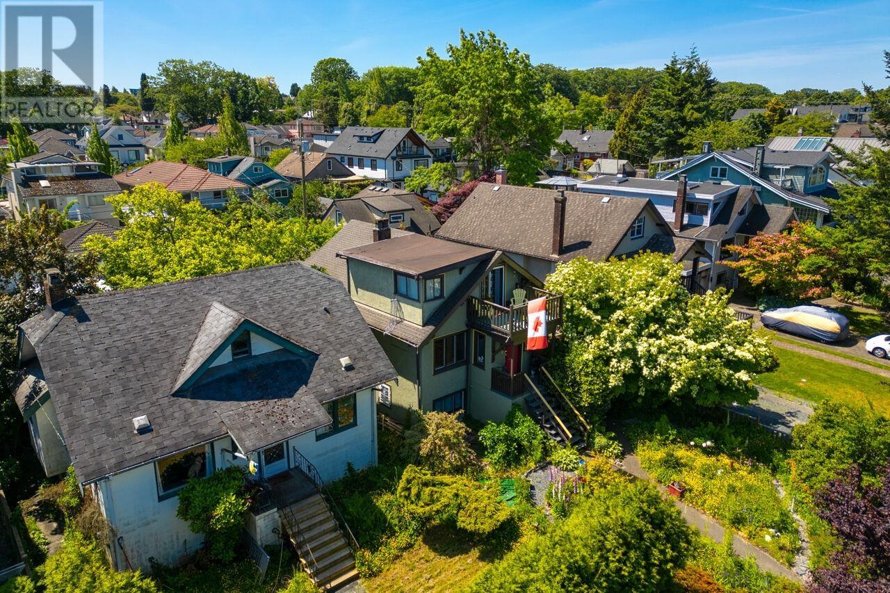 2856 Trinity Street, Vancouver, British Columbia  V5K 1E9 - Photo 13 - R3013236