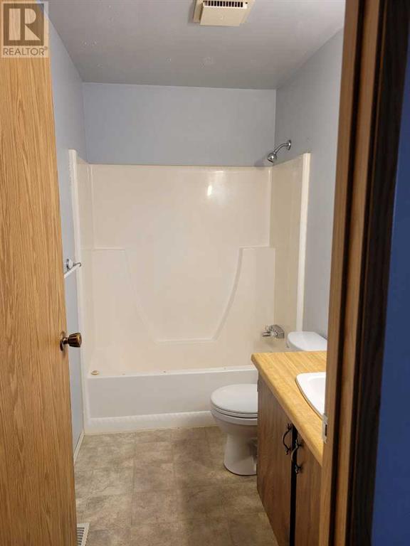 F, 11 Glendale Boulevard, Red Deer, Alberta  T4P 3A6 - Photo 7 - A2228021