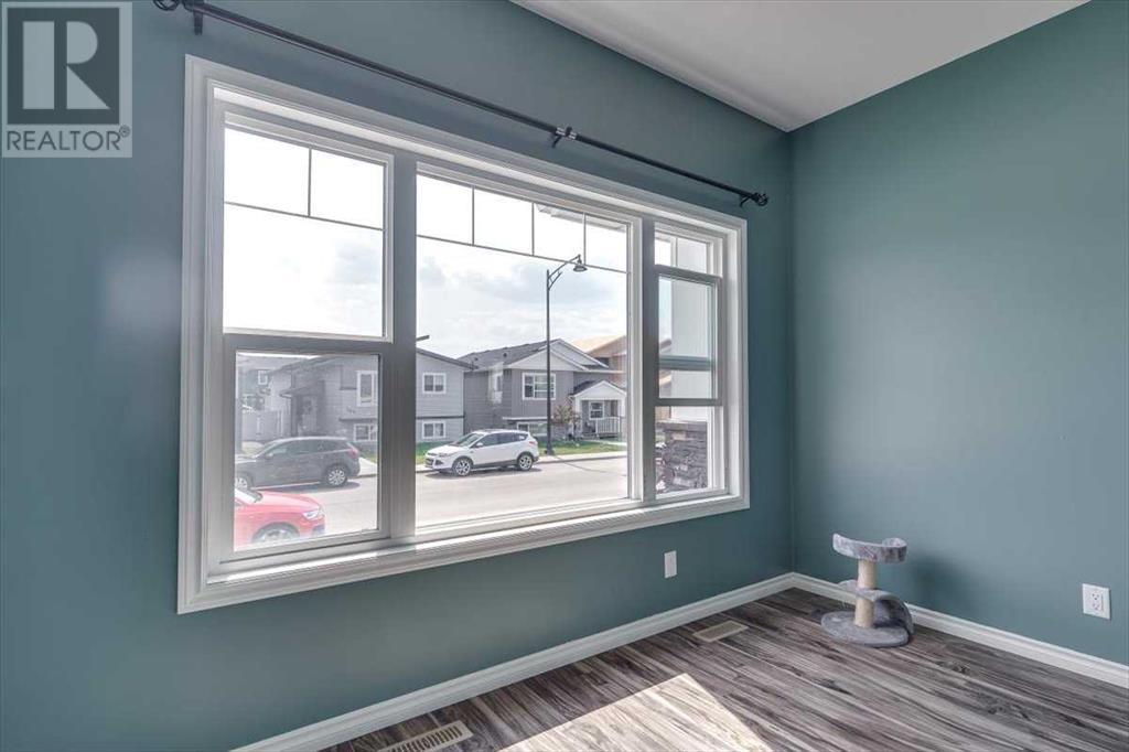 191 Livingston Close, Red Deer, Alberta  T4R 0J9 - Photo 8 - A2228200