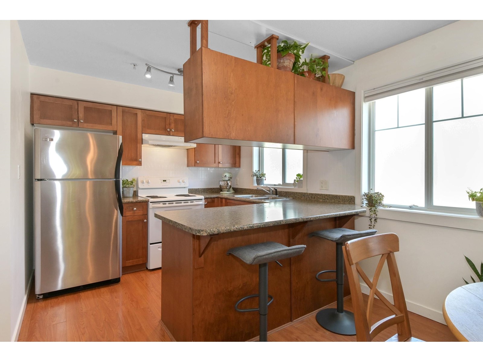 301 33960 Old Yale Road, Abbotsford, British Columbia  V2S 2J9 - Photo 6 - R3013098