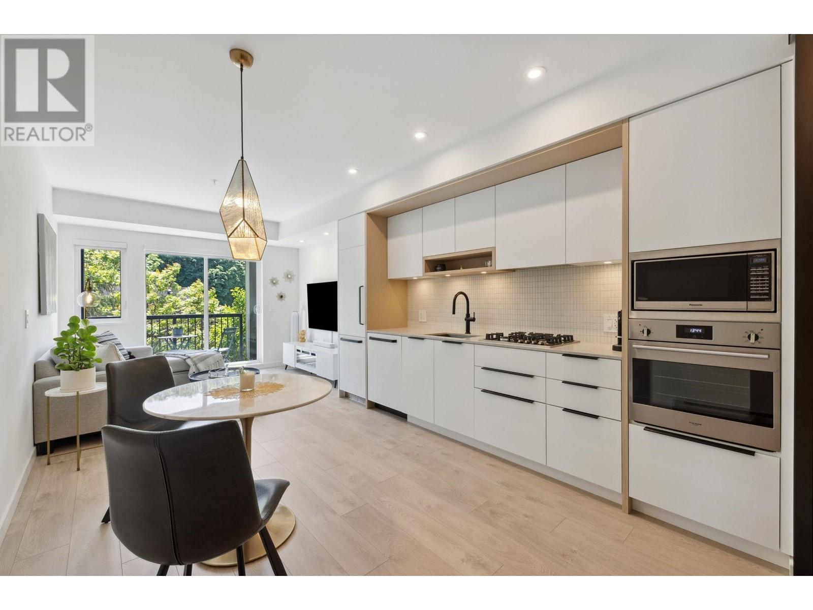 316 2520 Guelph Street, Vancouver, British Columbia  V5T 0K7 - Photo 3 - R2992465