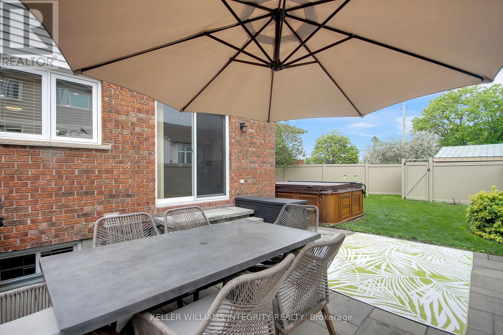 145 Hunterswood Crescent, Ottawa, Ontario  K1G 5W1 - Photo 43 - X12208182