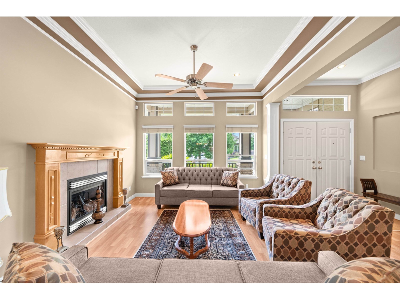 Property at 16527 63B AVENUE image 2