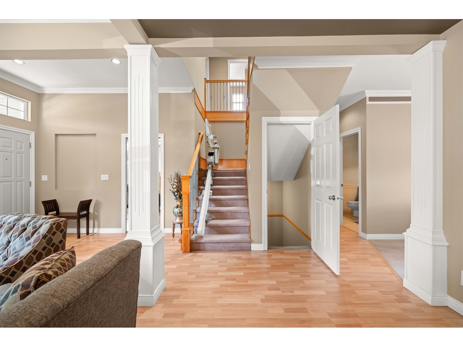 Property at 16527 63B AVENUE image 4