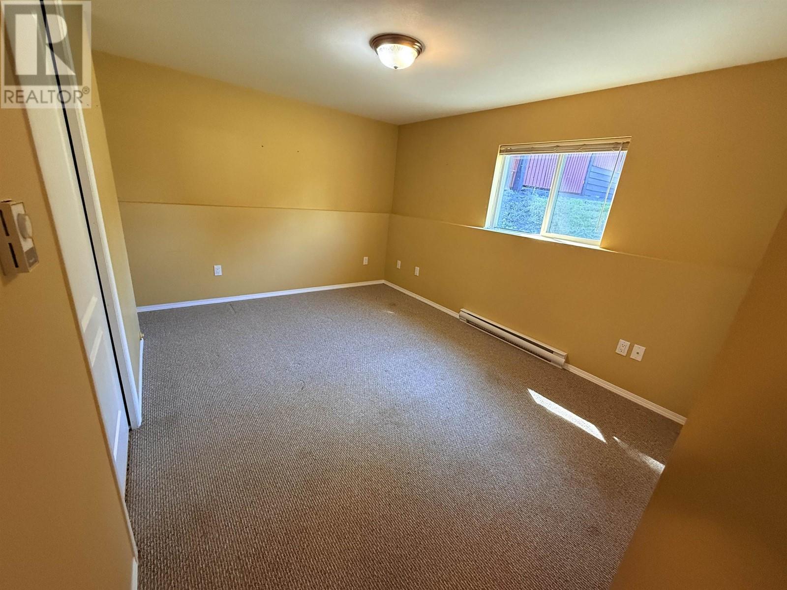 4719 Cariboo Drive, 108 Mile Ranch, British Columbia  V0K 2Z0 - Photo 14 - R3013296