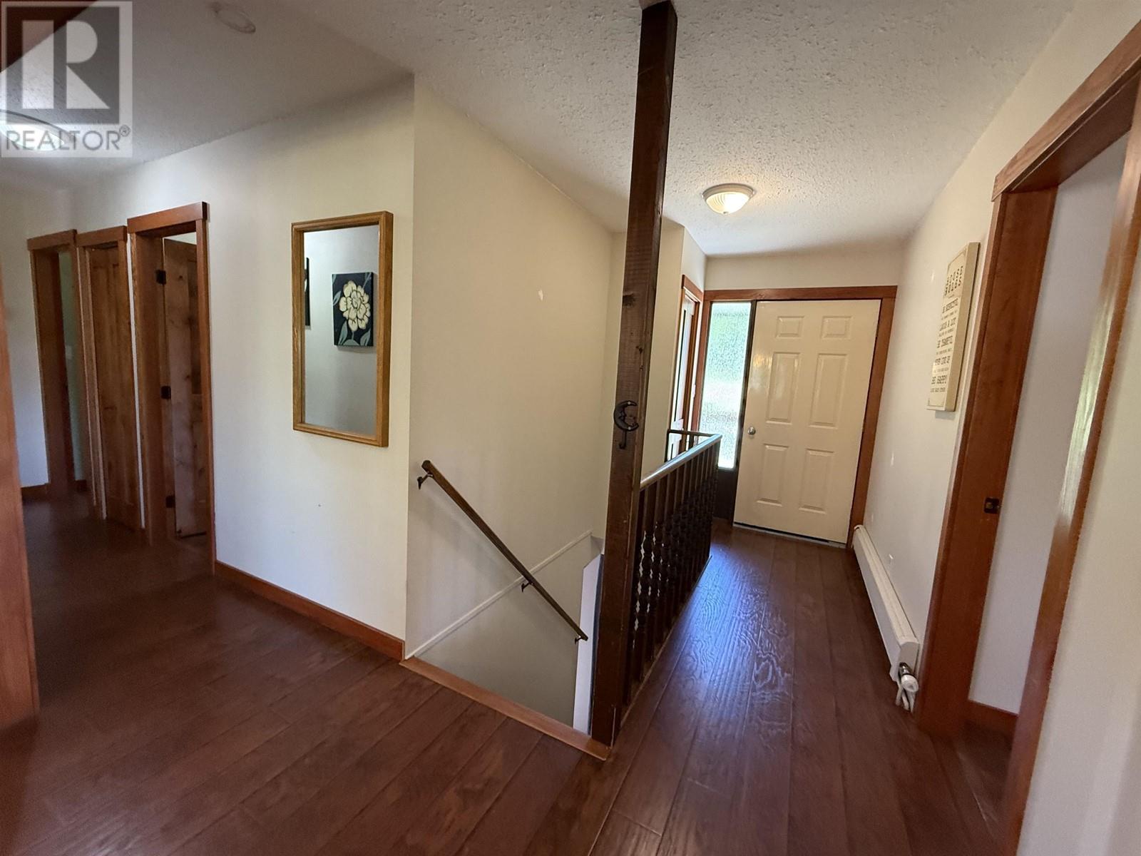 4719 Cariboo Drive, 108 Mile Ranch, British Columbia  V0K 2Z0 - Photo 23 - R3013296