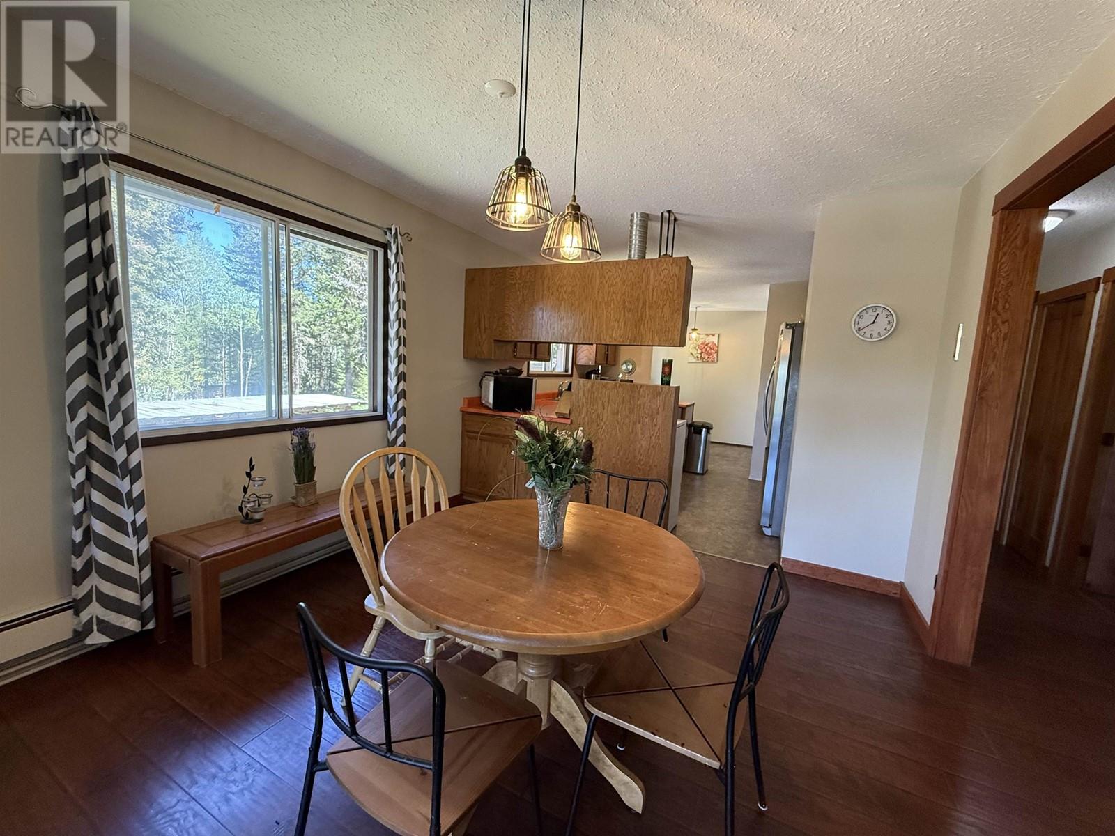 4719 Cariboo Drive, 108 Mile Ranch, British Columbia  V0K 2Z0 - Photo 24 - R3013296