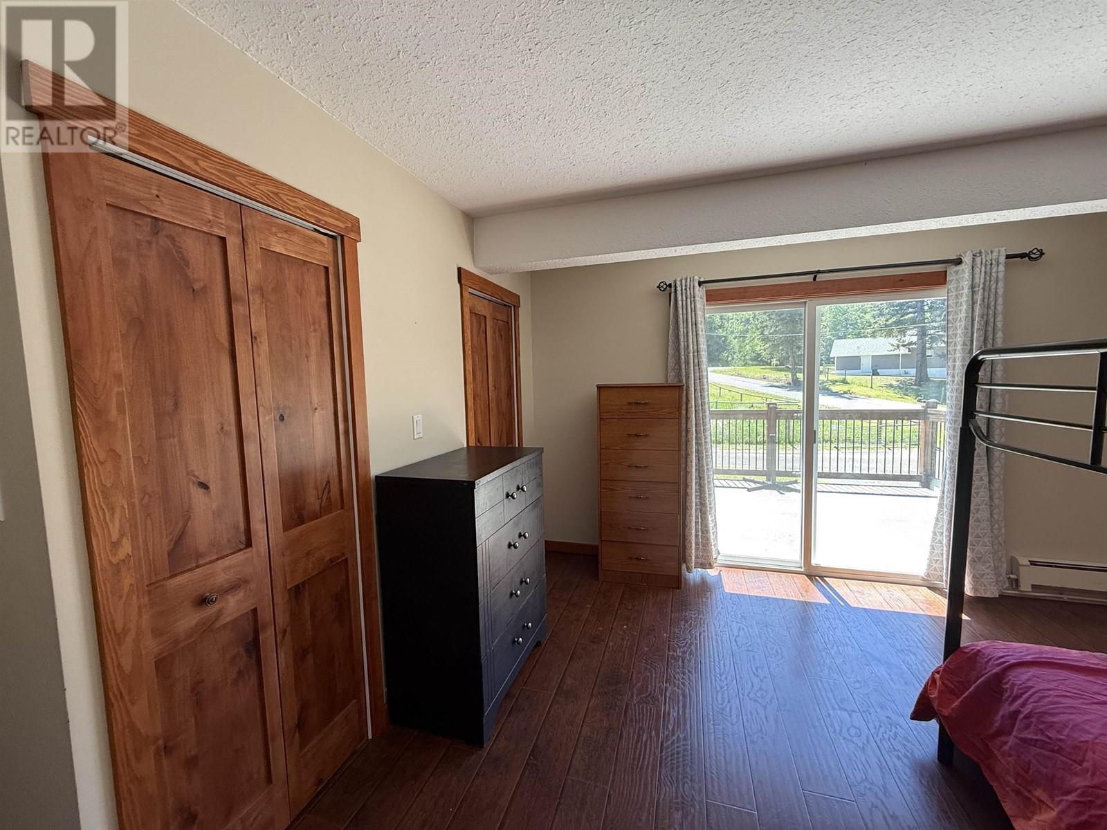 4719 Cariboo Drive, 108 Mile Ranch, British Columbia  V0K 2Z0 - Photo 30 - R3013296