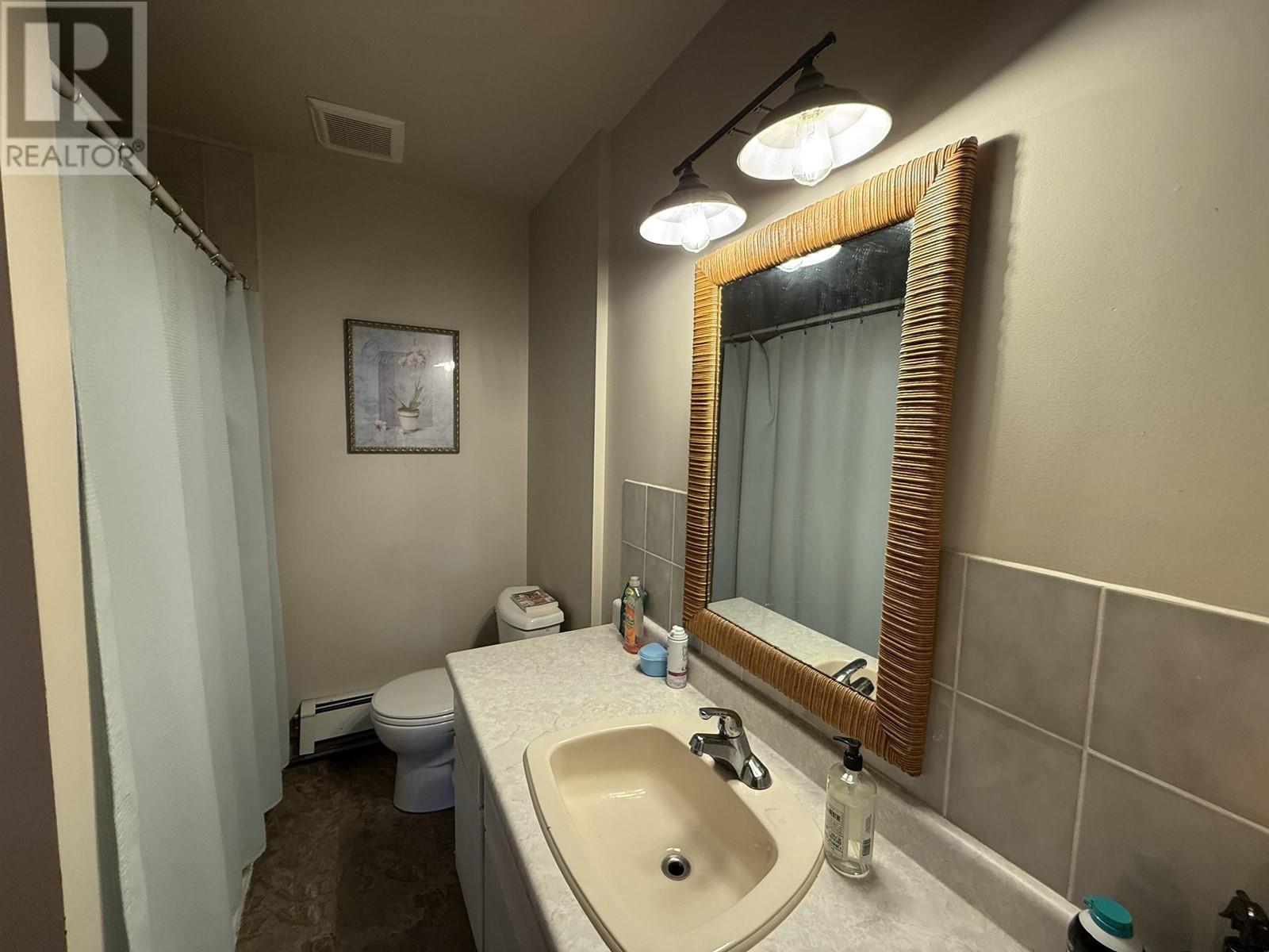 4719 Cariboo Drive, 108 Mile Ranch, British Columbia  V0K 2Z0 - Photo 32 - R3013296