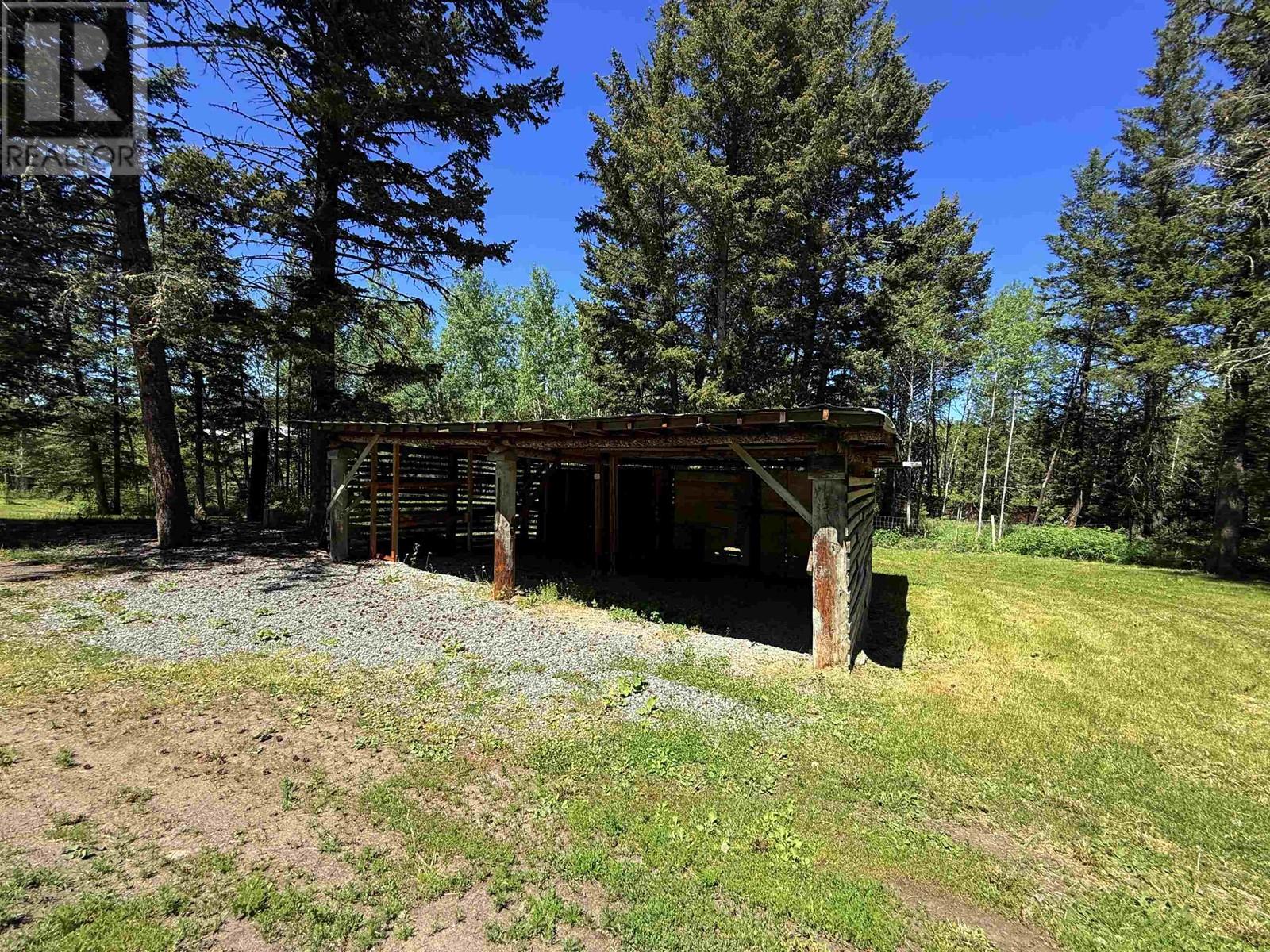4719 Cariboo Drive, 108 Mile Ranch, British Columbia  V0K 2Z0 - Photo 39 - R3013296