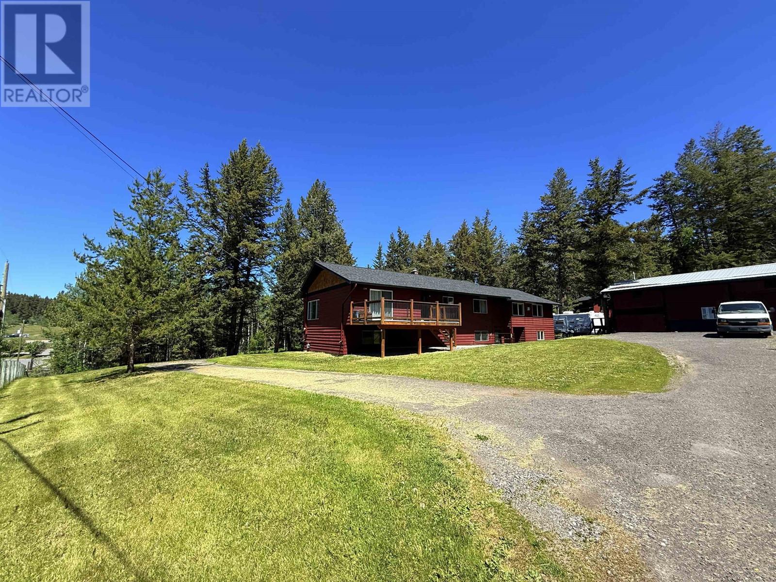 4719 Cariboo Drive, 108 Mile Ranch, British Columbia  V0K 2Z0 - Photo 6 - R3013296