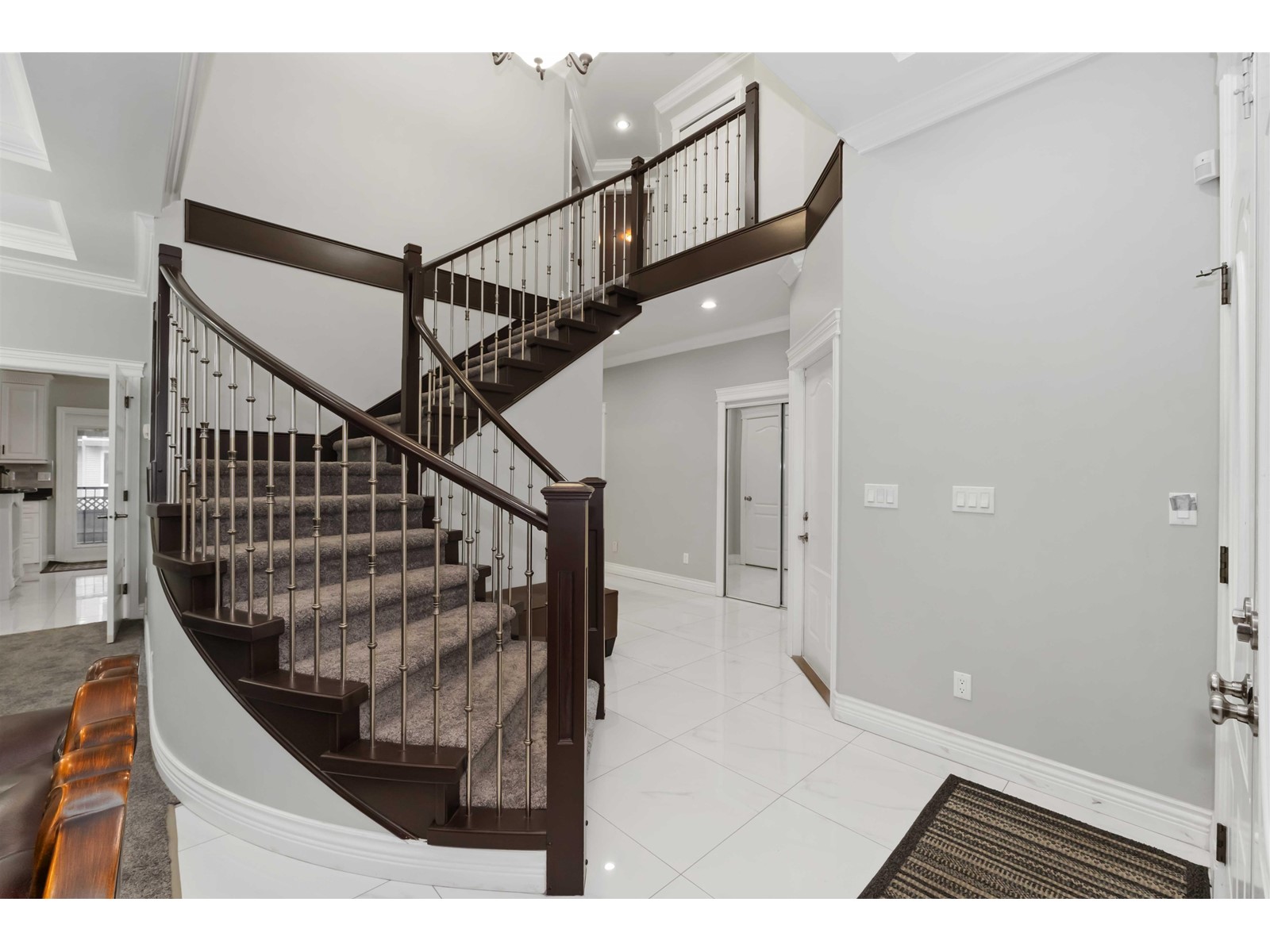 16703 63b Avenue, Surrey, British Columbia  V3S 0W5 - Photo 4 - R3012964