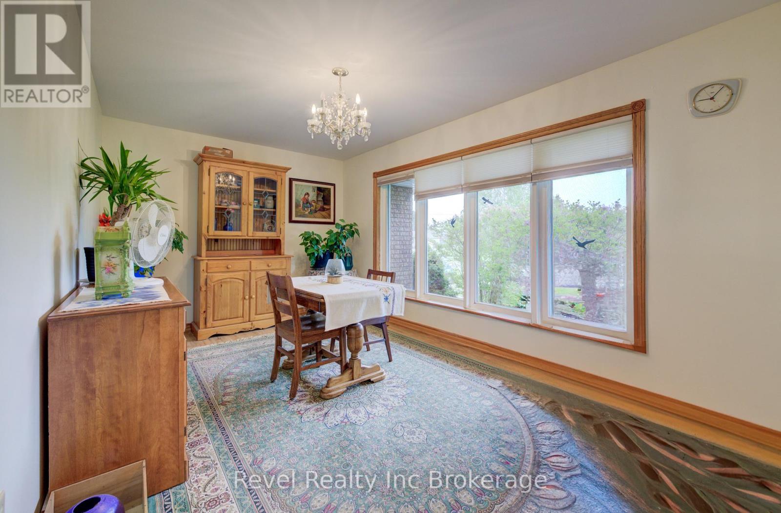 18 Cowan Street E, Blandford-Blenheim, Ontario  N0J 1V0 - Photo 11 - X12208173