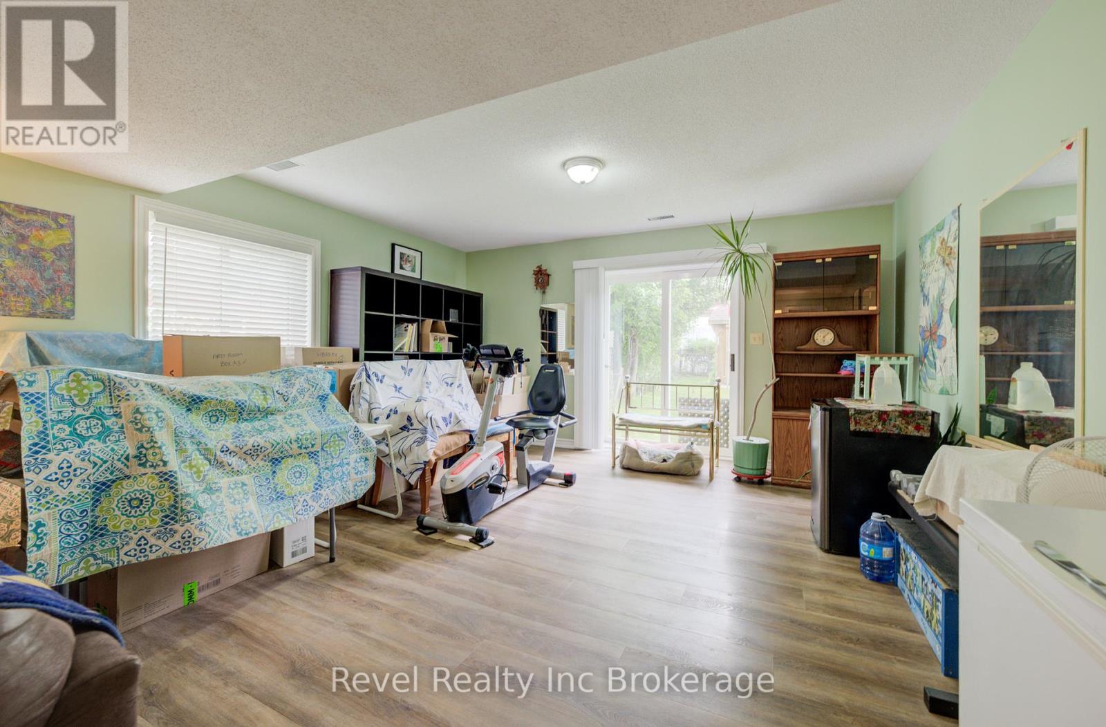 18 Cowan Street E, Blandford-Blenheim, Ontario  N0J 1V0 - Photo 28 - X12208173