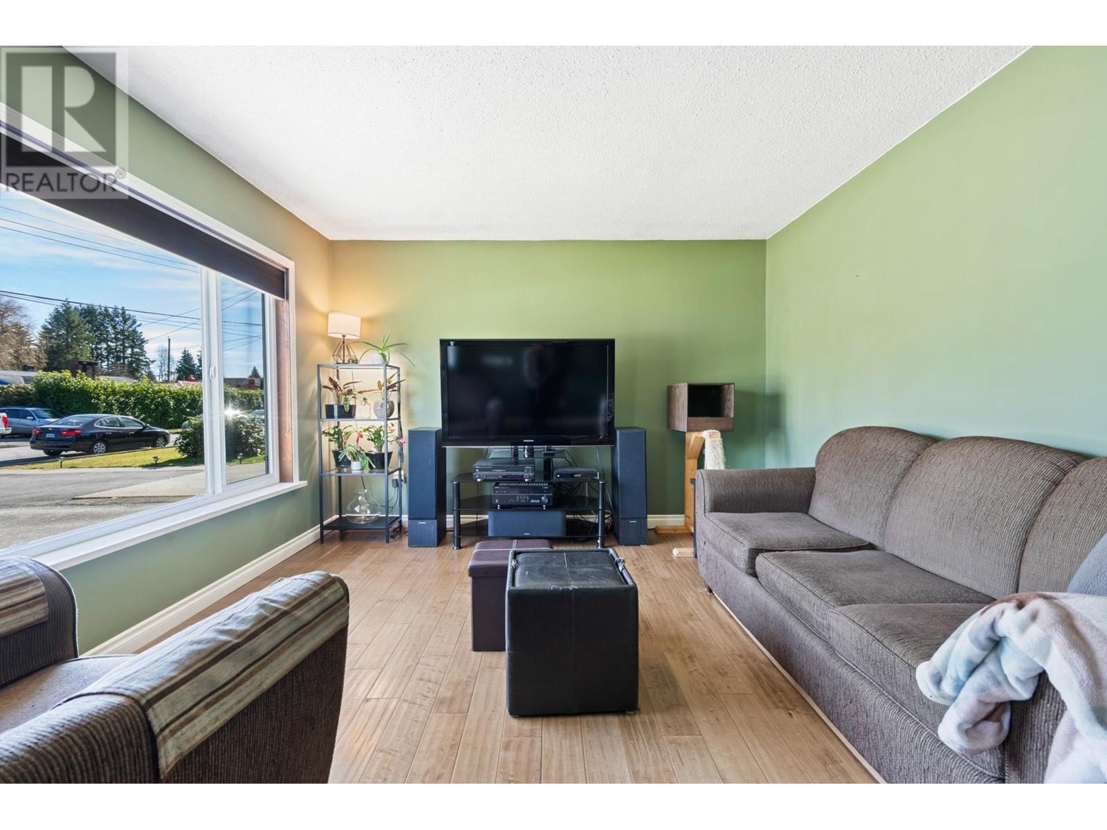 3641 Inverness Street, Port Coquitlam, British Columbia  V3B 3B5 - Photo 6 - R3012948