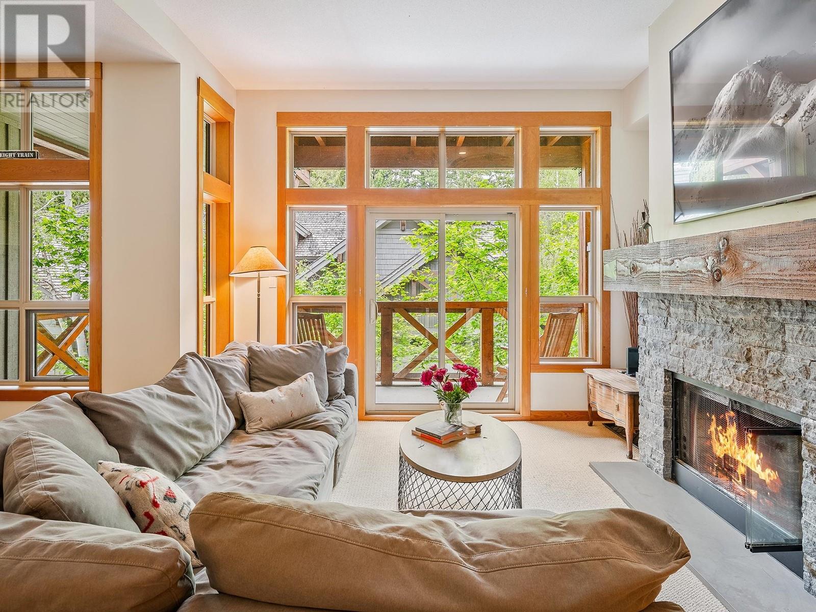 6 4668 Blackcomb Way, Whistler, British Columbia  V8E 0Z2 - Photo 6 - R2933021