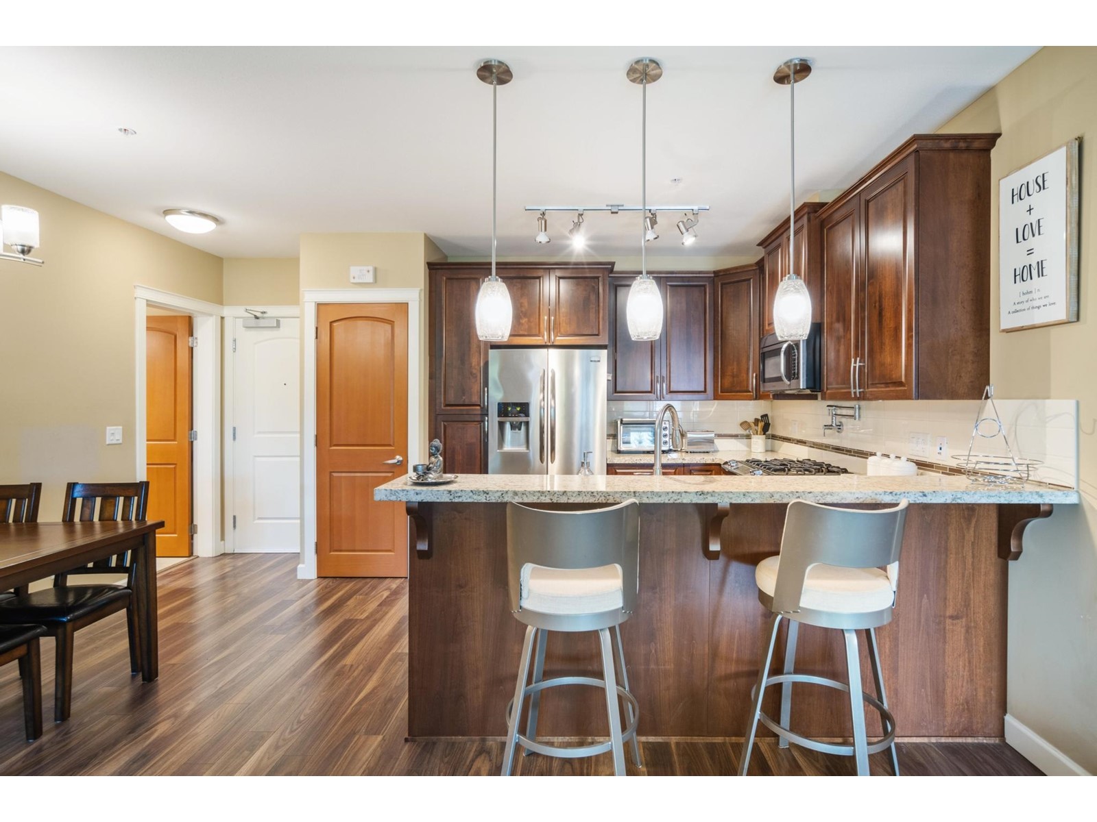 104 2860 Trethewey Street, Abbotsford, British Columbia  V2T 0G5 - Photo 4 - R3013302