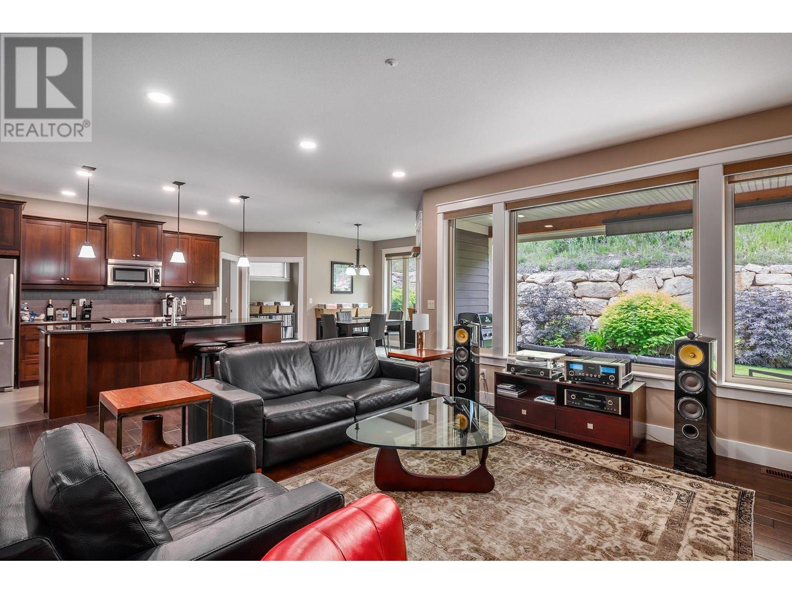 428 Longspoon Drive, Vernon, British Columbia  V1H 2K2 - Photo 4 - 10351163