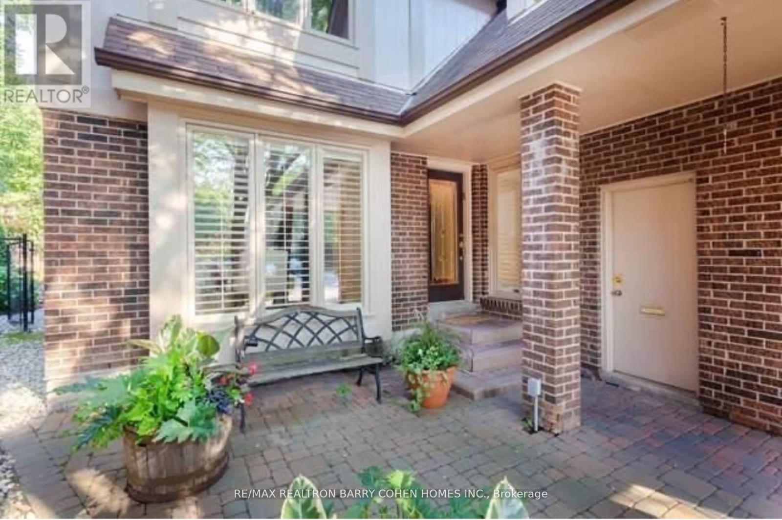 20 Grosvenor Court, Markham, Ontario  L3T 5T5 - Photo 1 - N12208183