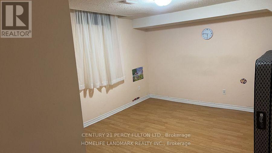 3 Halder Crescent, Markham, Ontario  L3R 7E8 - Photo 6 - N12208187