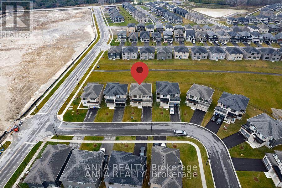 5 Del Ray Crescent, Wasaga Beach, Ontario  L9Z 0N7 - Photo 2 - S12208177