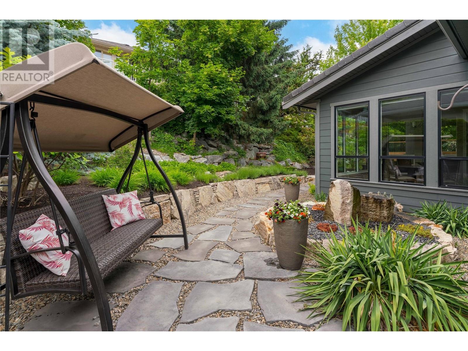 3994 Gallaghers Circle, Kelowna, British Columbia  V1W 3Z9 - Photo 11 - 10349614
