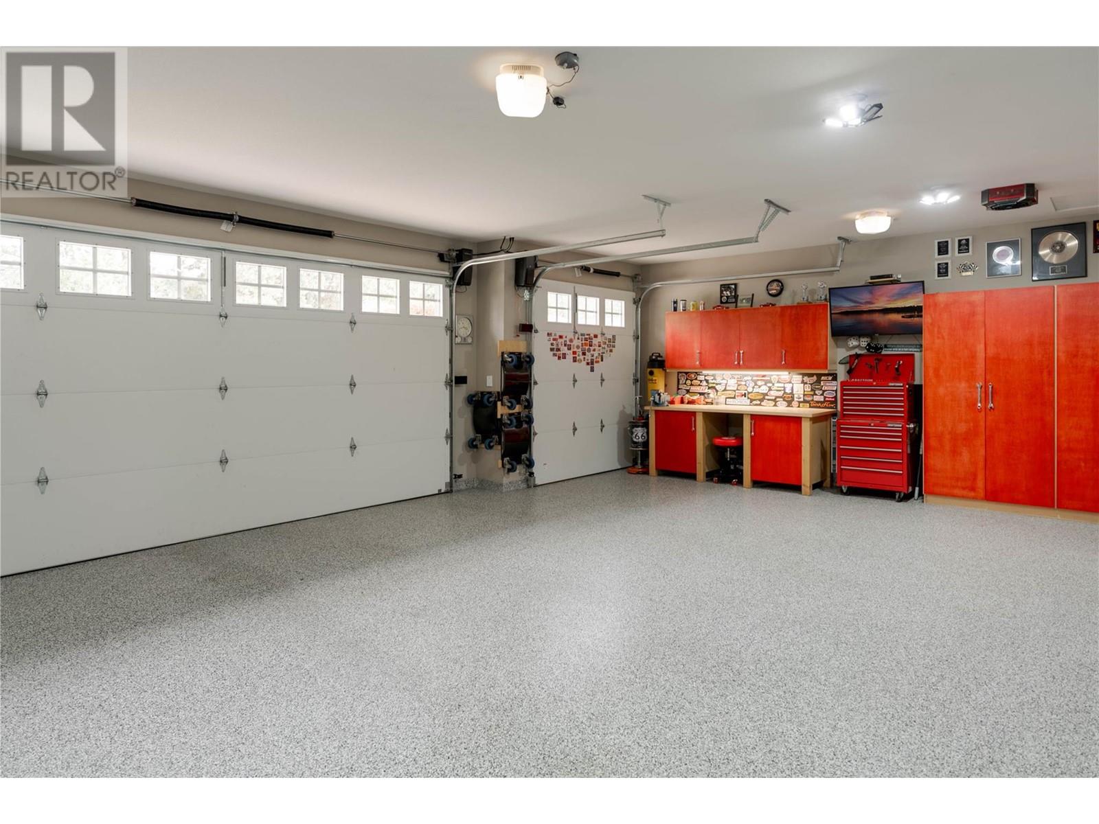 3994 Gallaghers Circle, Kelowna, British Columbia  V1W 3Z9 - Photo 30 - 10349614