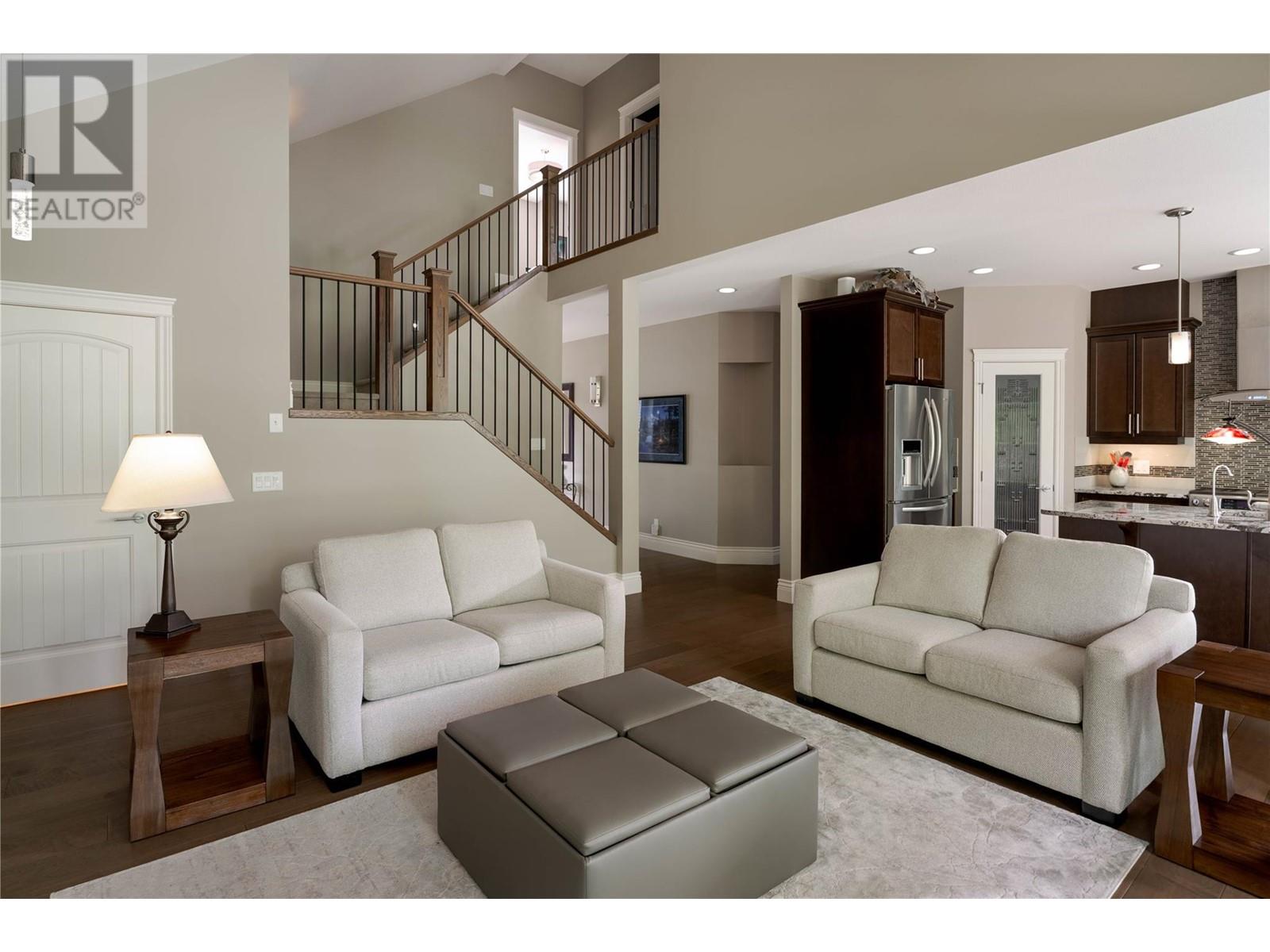 3994 Gallaghers Circle, Kelowna, British Columbia  V1W 3Z9 - Photo 4 - 10349614