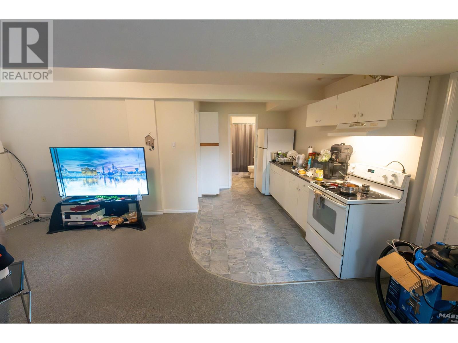 6857 Westgate Avenue, Prince George, British Columbia  V2N 5R2 - Photo 33 - R3013303