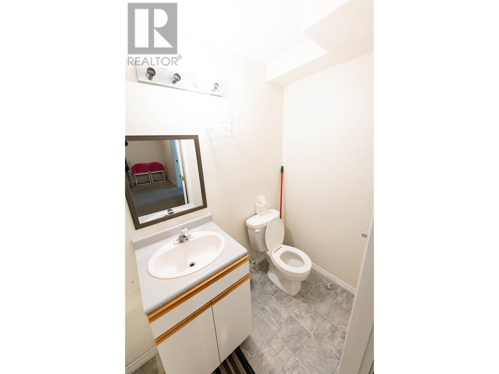 6857 Westgate Avenue, Prince George, British Columbia  V2N 5R2 - Photo 26 - R3013303