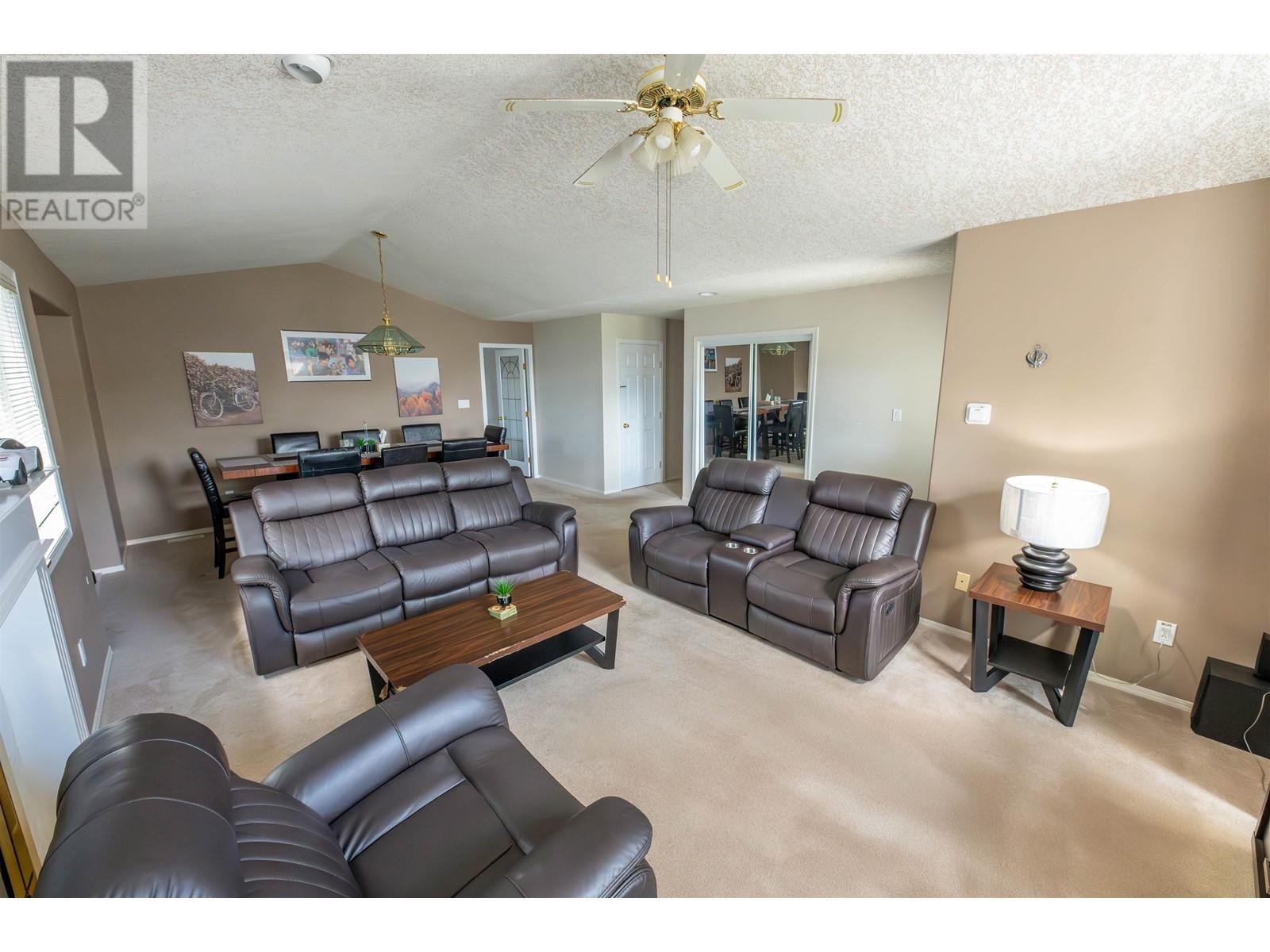 6857 Westgate Avenue, Prince George, British Columbia  V2N 5R2 - Photo 2 - R3013303