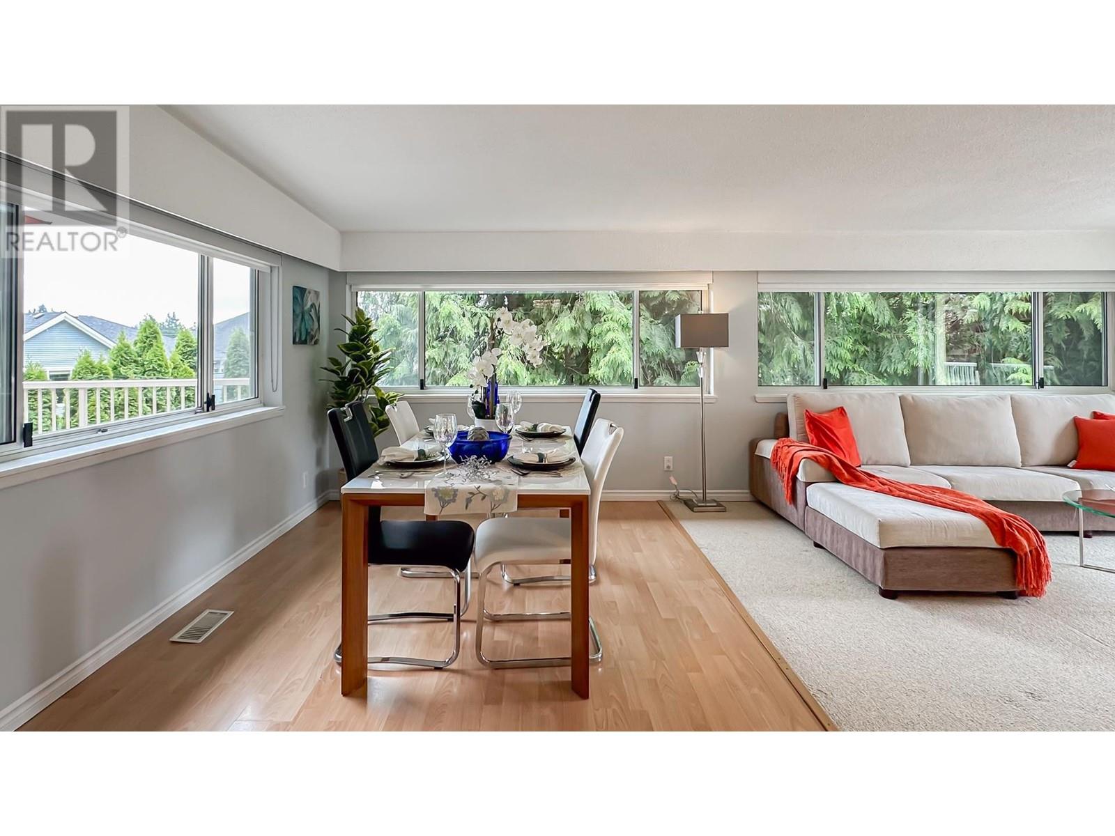 916 Glenacre Court, Port Moody, British Columbia  V3H 1K1 - Photo 12 - R3013258