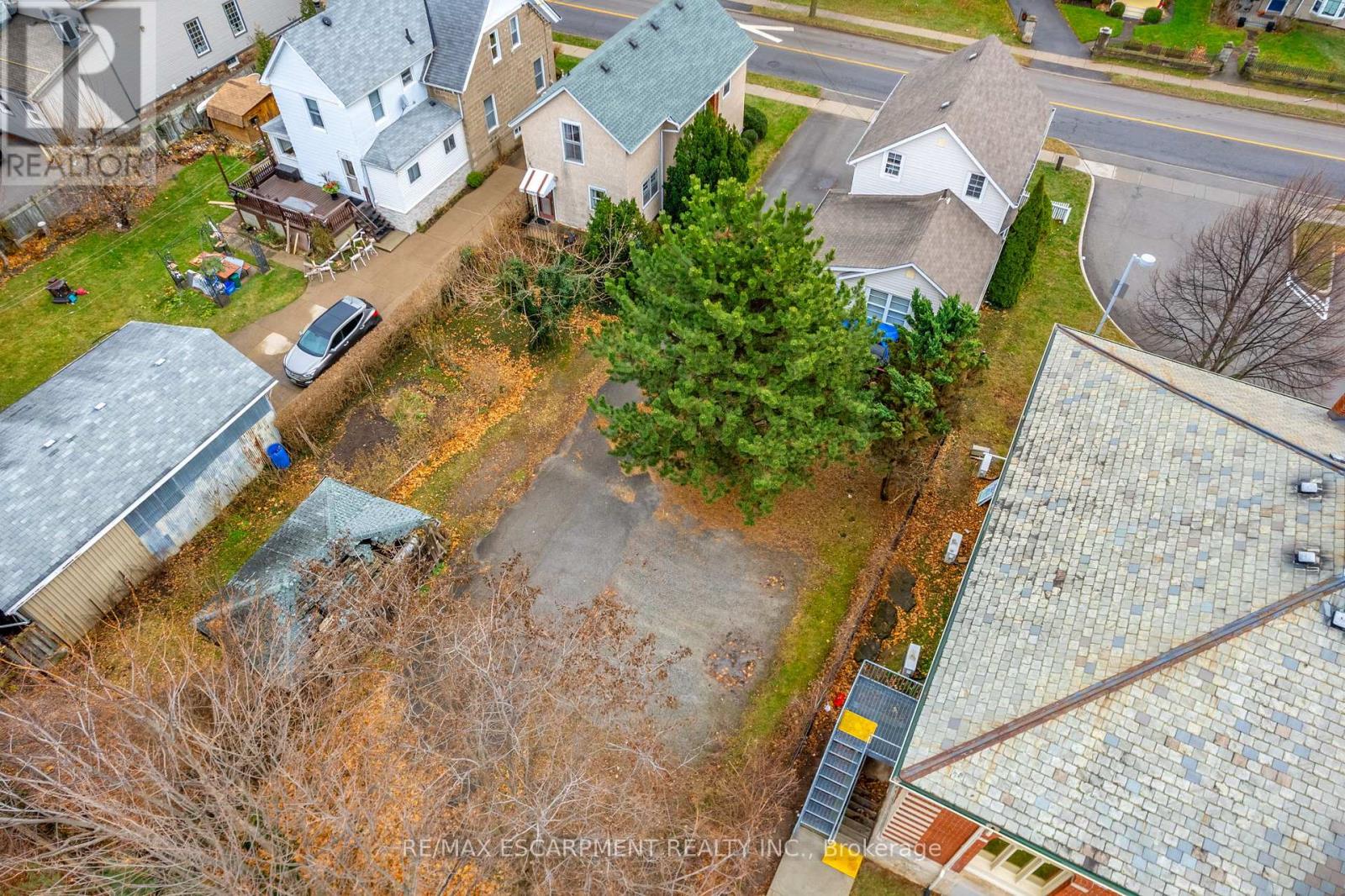 35 Ontario Street, Grimsby (Grimsby East), Ontario  L3M 3H2 - Photo 23 - X12208202