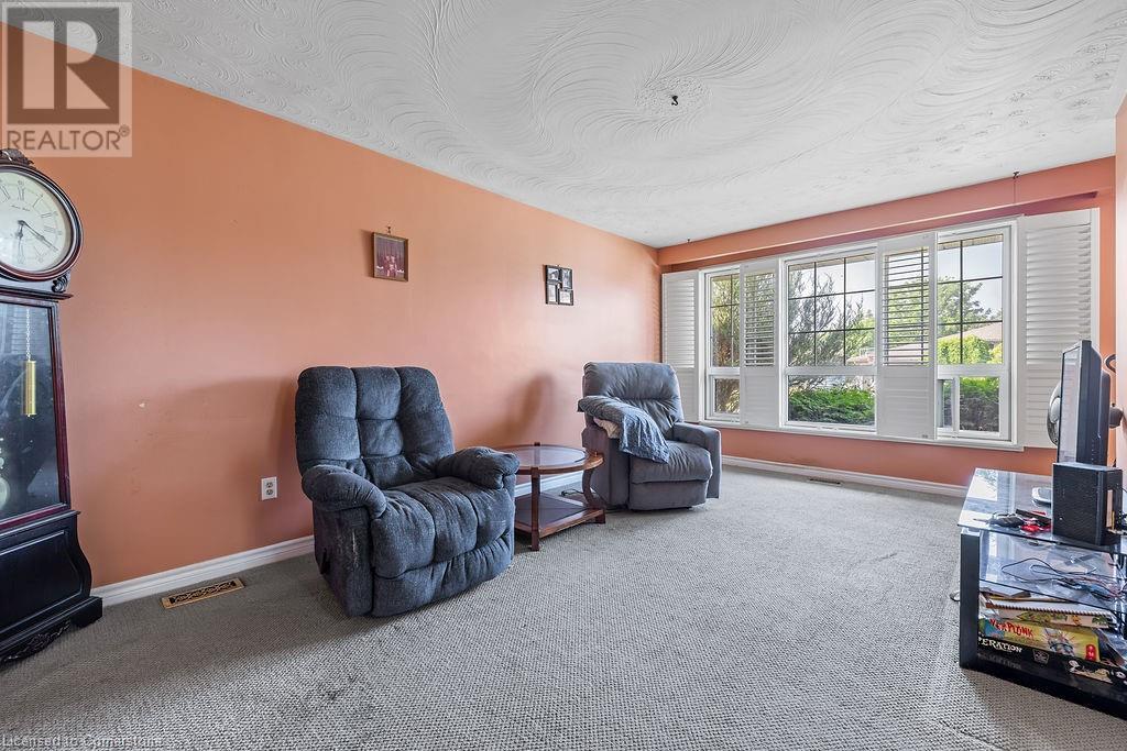 22 Glen Castle Drive, Stoney Creek, Ontario  L8G 2Z4 - Photo 8 - 40739330