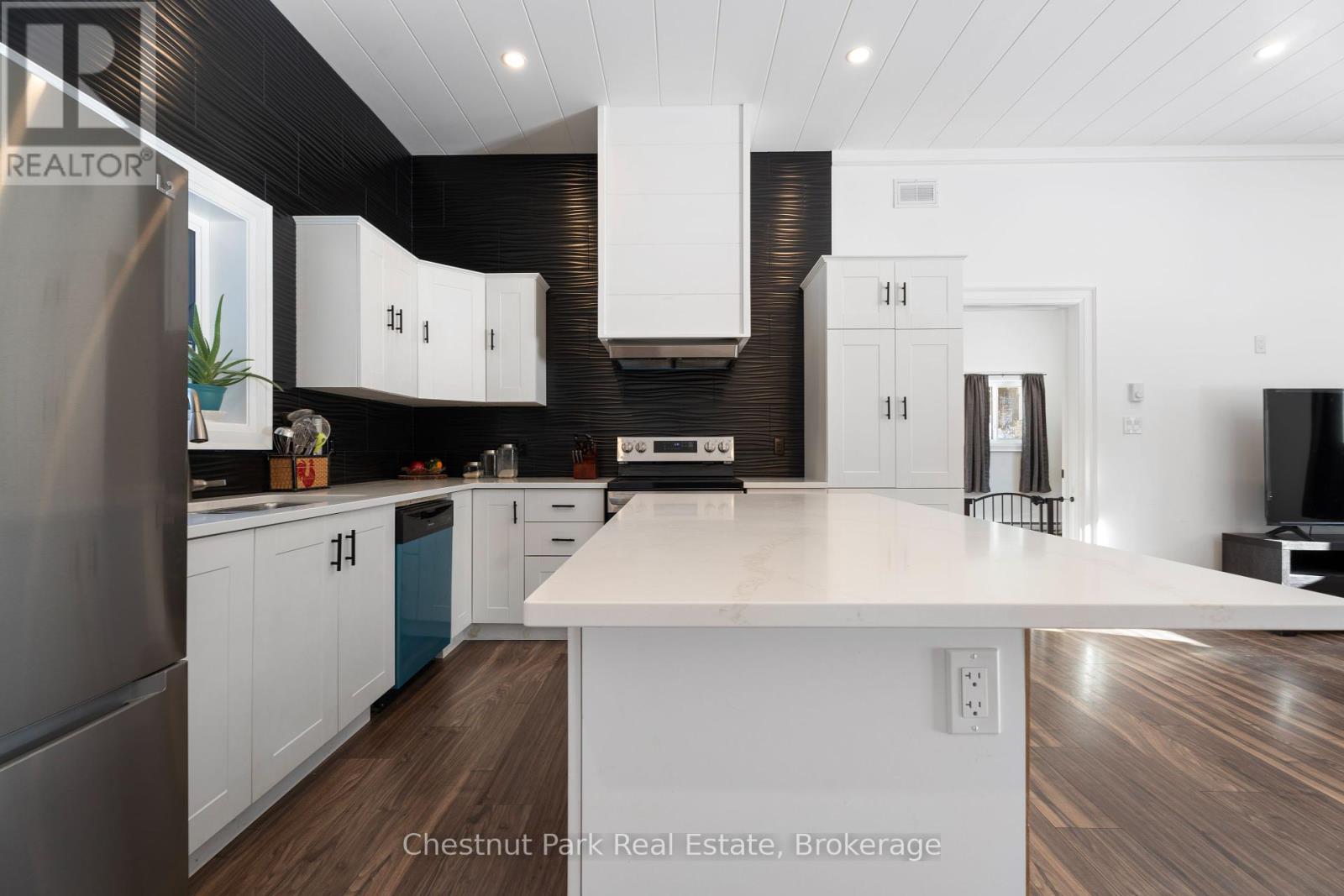 1409 Chetwynd Road, Armour, Ontario  P0A 1C0 - Photo 28 - X12208220