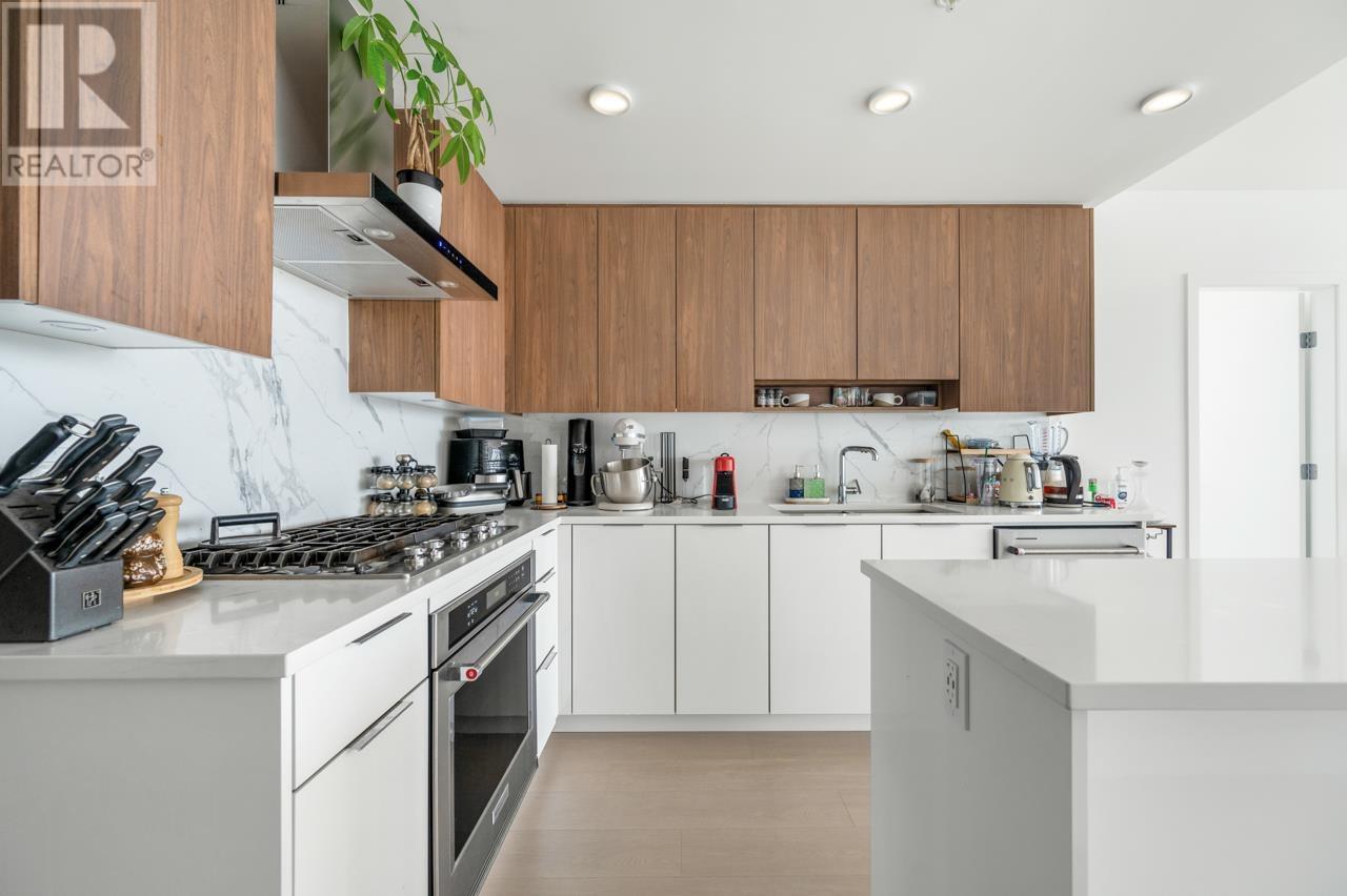 2307 7683 Park Crescent, Burnaby, British Columbia  V3N 0J4 - Photo 9 - R3013002