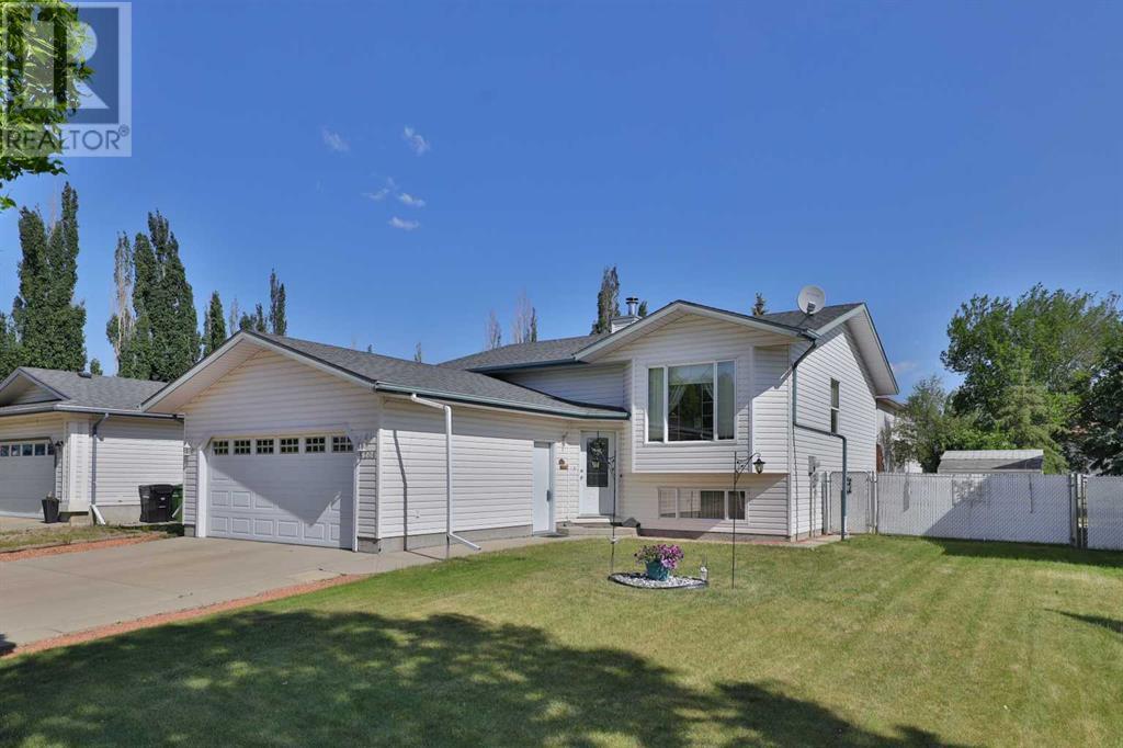 6208 30 Avenue, Camrose, Alberta  T4V 4T2 - Photo 1 - A2229037