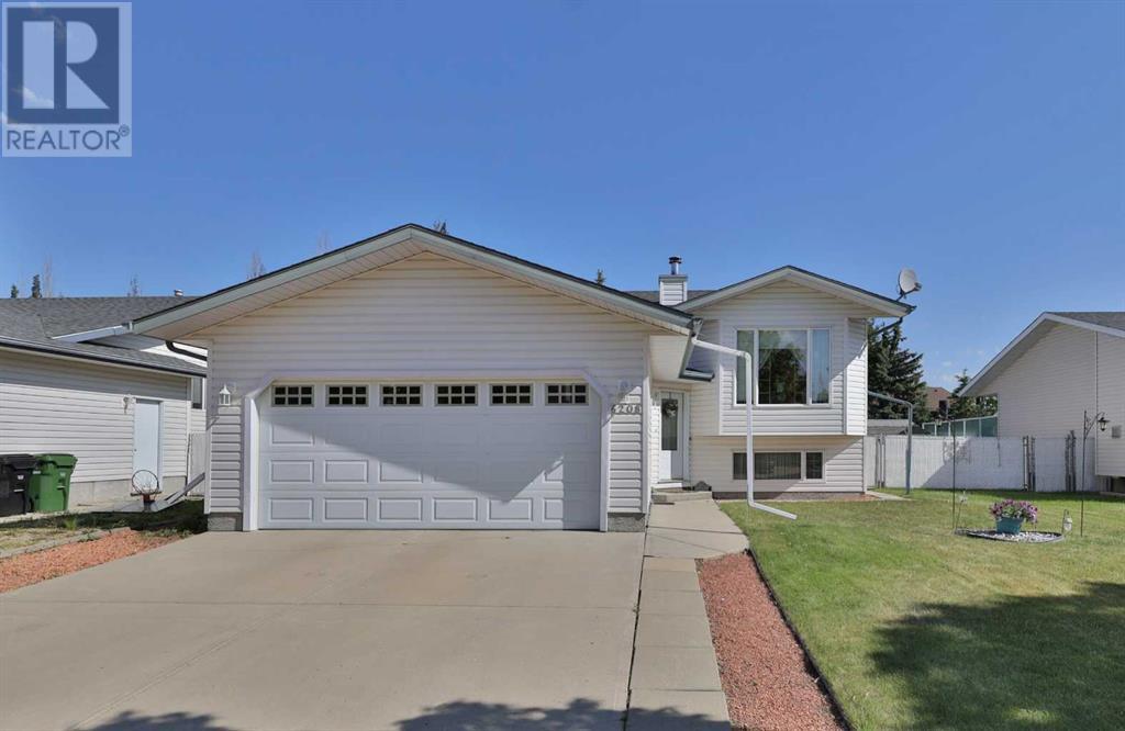 6208 30 Avenue, Camrose, Alberta  T4V 4T2 - Photo 2 - A2229037