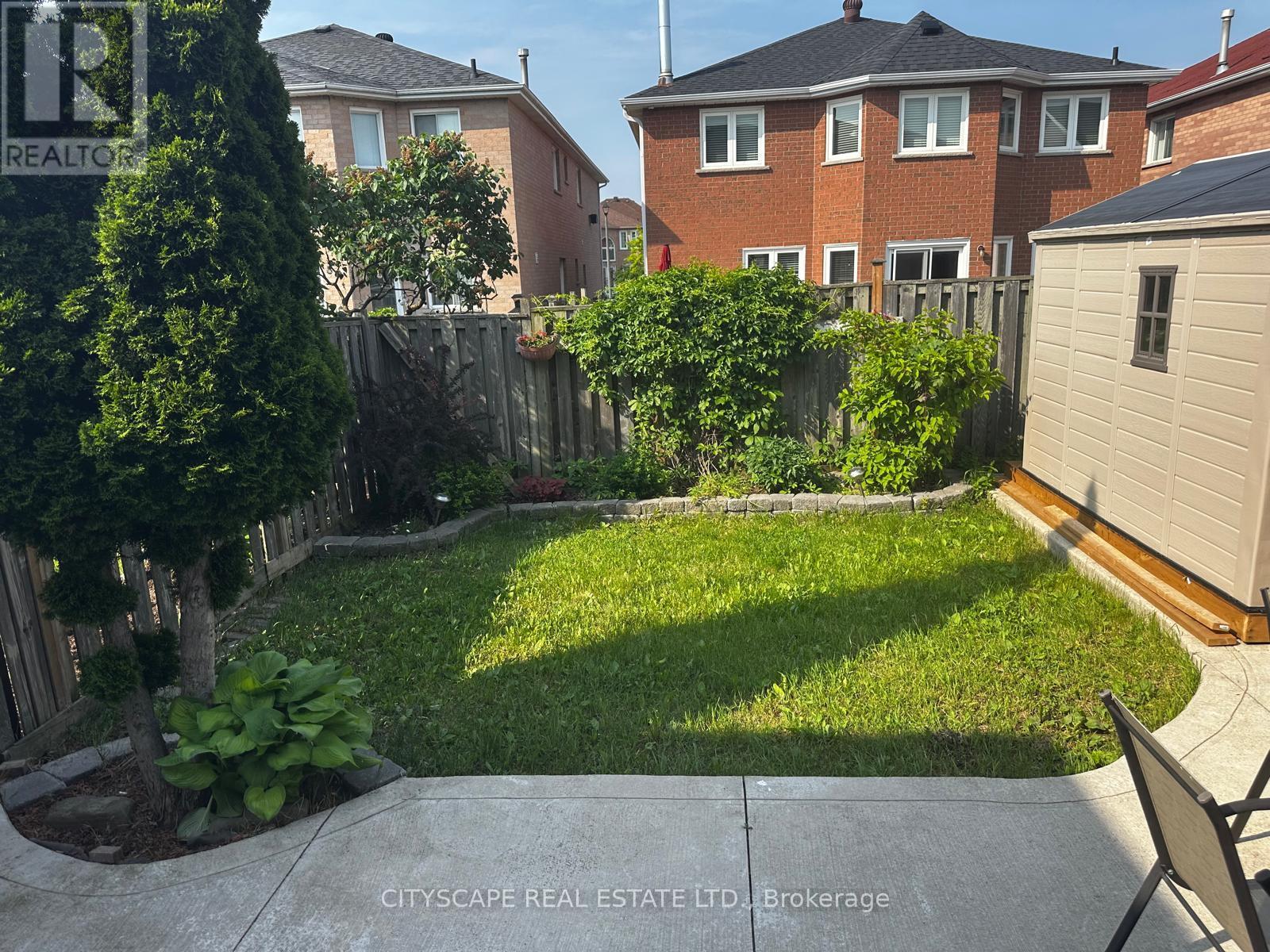 973 Applecroft Circle, Mississauga, Ontario  L5V 2A5 - Photo 22 - W12148630