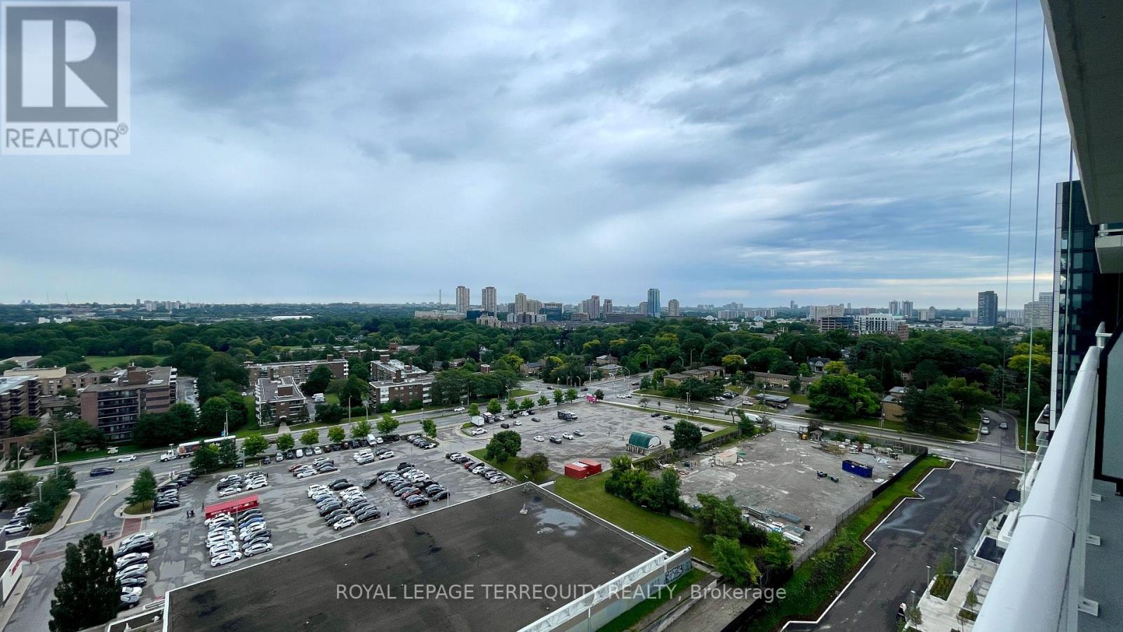 1304 - 50 O'neill Road, Toronto, Ontario  M3C 0R1 - Photo 19 - C12208230