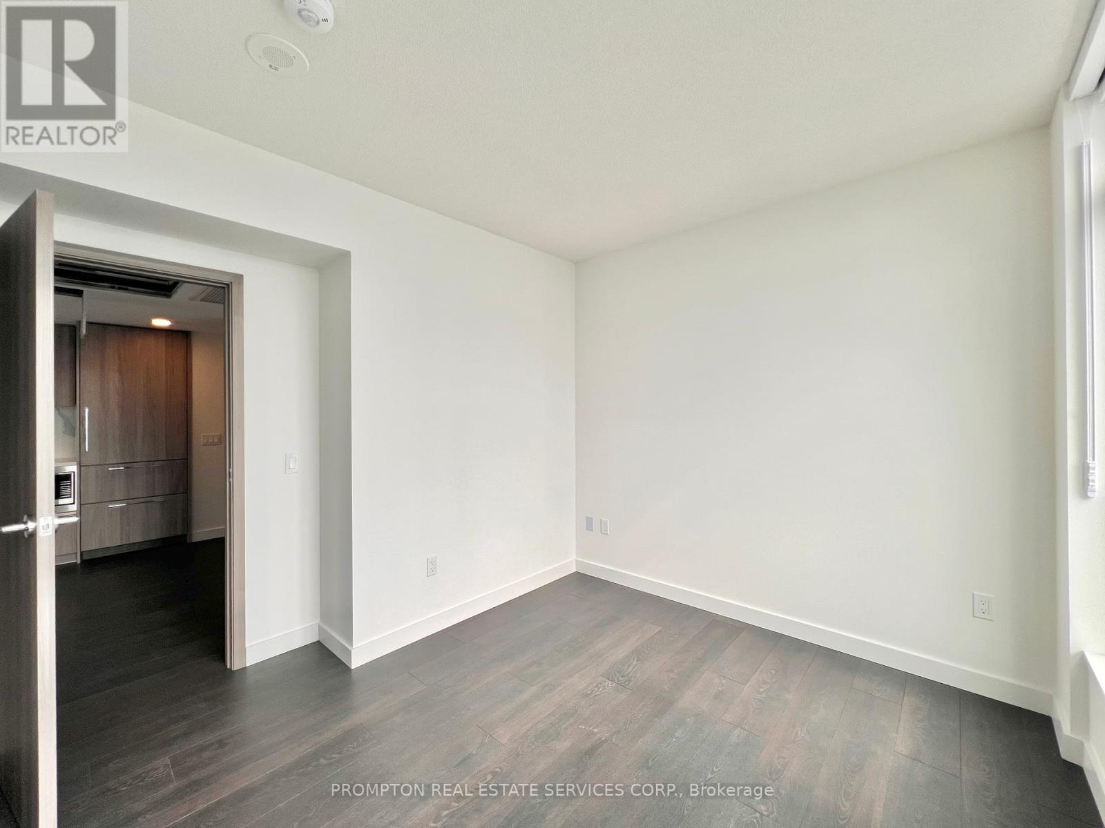 2903 - 3 Concord Cityplace Way, Toronto, Ontario  M5V 0X4 - Photo 24 - C12208236