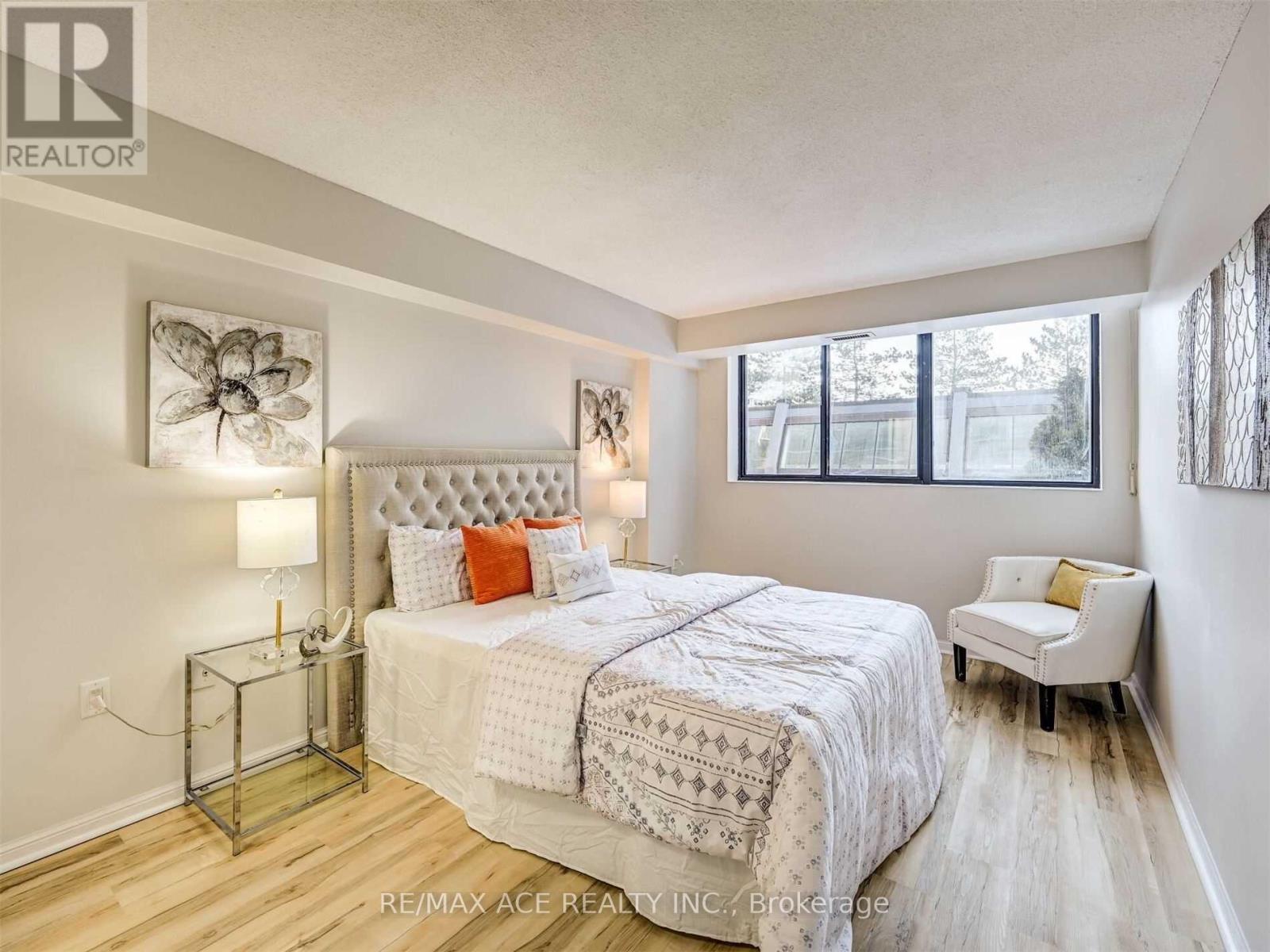 207 - 757 Victoria Park Avenue, Toronto, Ontario  M4C 5N8 - Photo 8 - E12208235
