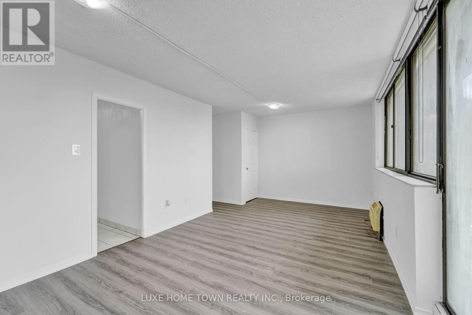 328 - 665 Kennedy Road, Toronto, Ontario  M1K 5E2 - Photo 10 - E12208244