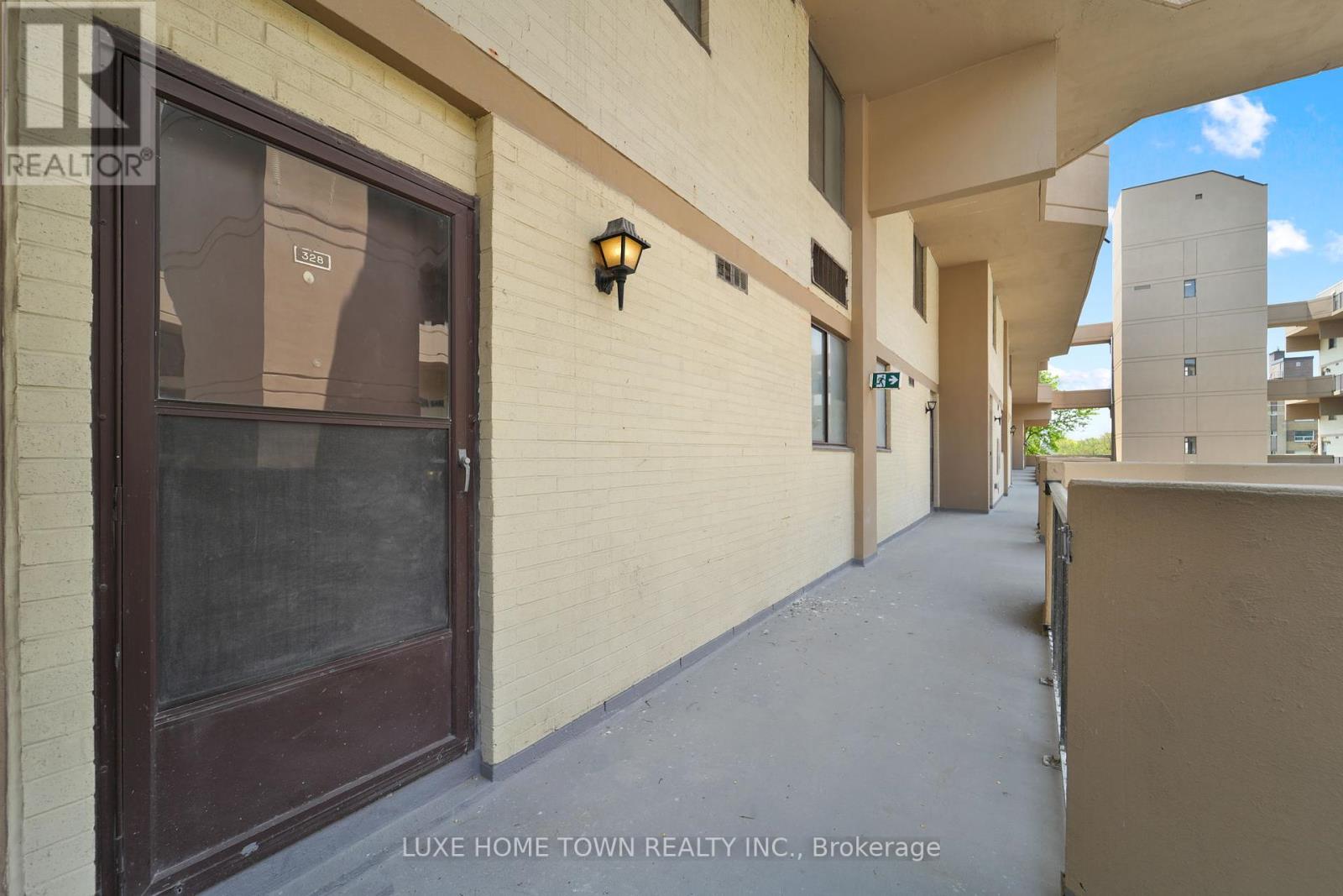 328 - 665 Kennedy Road, Toronto, Ontario  M1K 5E2 - Photo 4 - E12208244