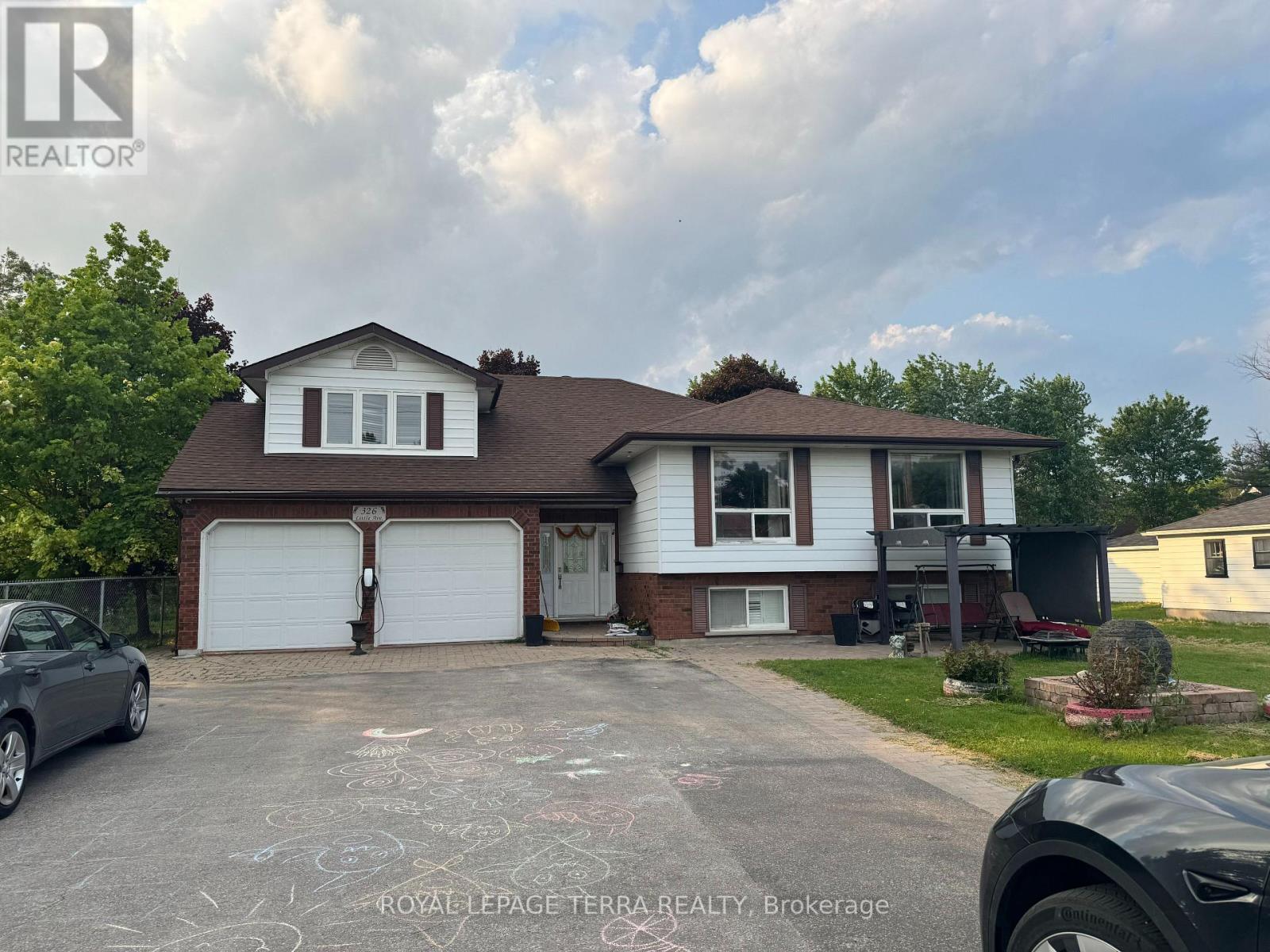 326 Little Avenue, Barrie, Ontario  L4N 2Z6 - Photo 1 - S12057376